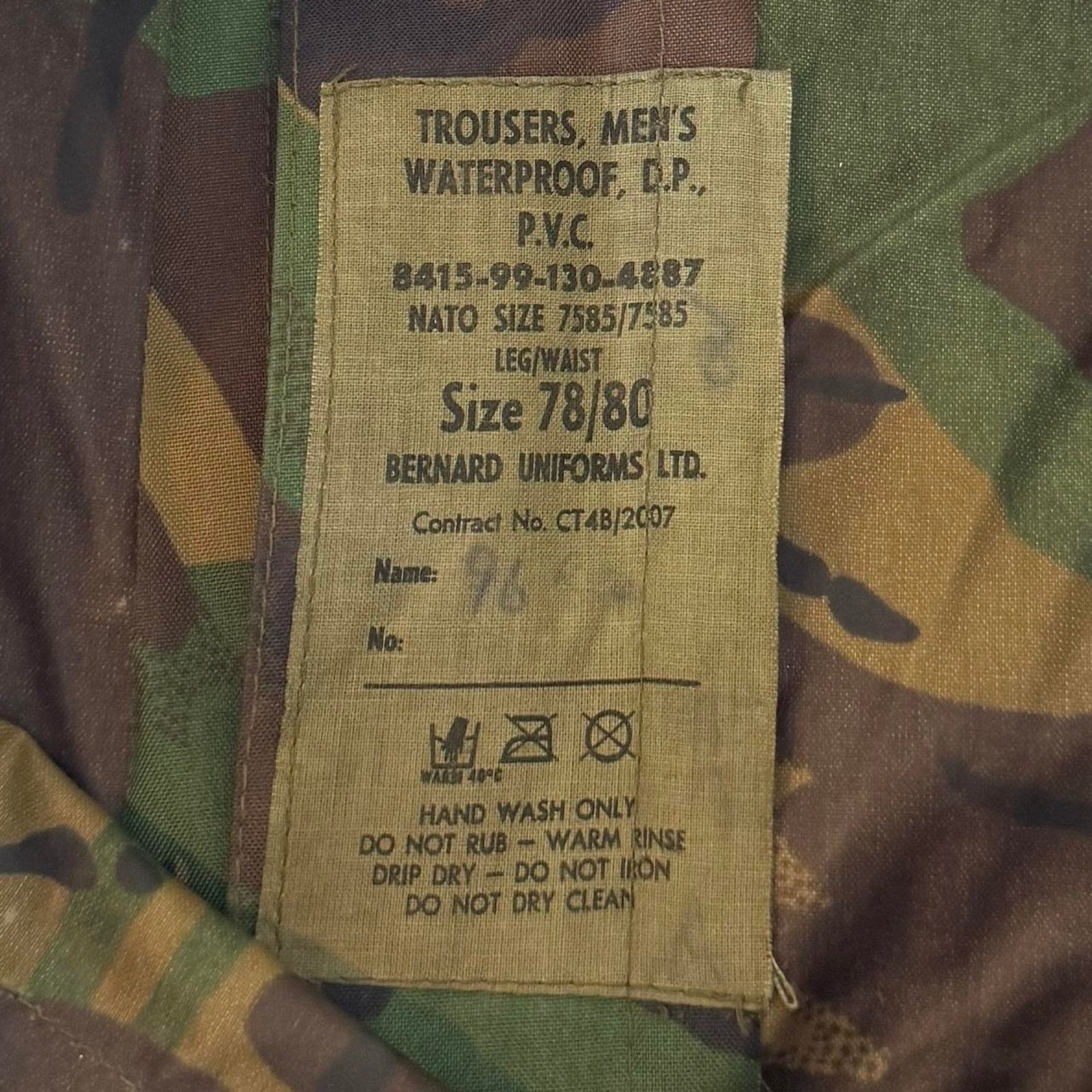 Vintage Vintage Y2K Camo Baggy Rainwear Gore-Tex Style Skater Pants Size US 32 / EU 48 - 3 Thumbnail