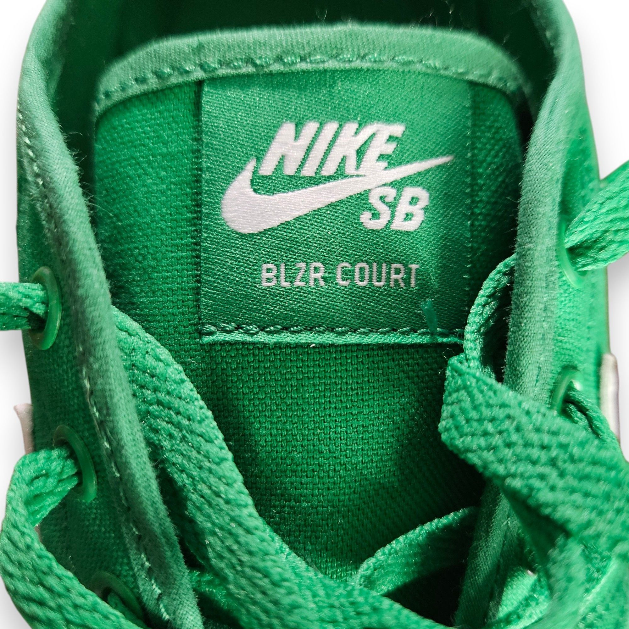Nike Nike SB M9.5/W11 Sneakers BLZR Court Lucky Green Canvas Size US 9.5 / EU 42-43 - 8 Thumbnail