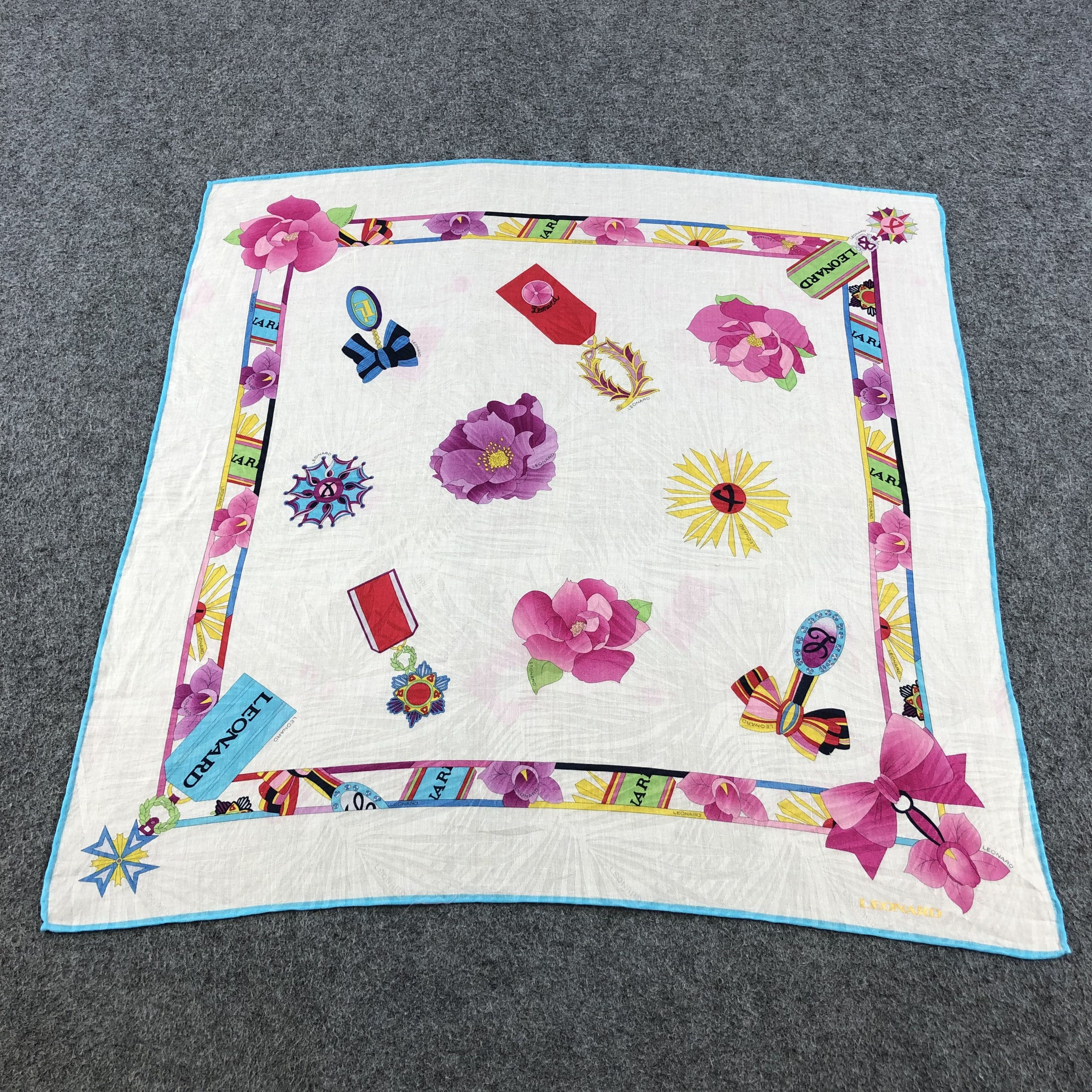 Leonard Paris Leonard Handkerchief Neckerchief Bandana H1352 Size ONE SIZE - 2 Thumbnail