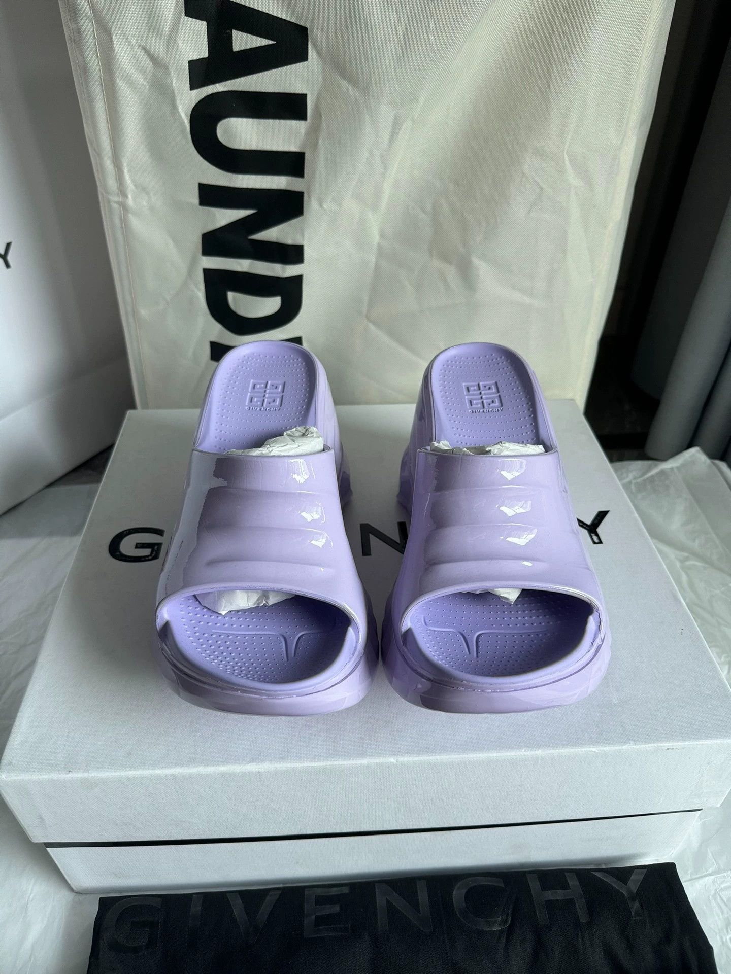 Givenchy Givenchy Marshmallow Wedge Slippers Lavender 35/36/38/39/40 Size US 4.5 / IT 34.5 - 2 Thumbnail