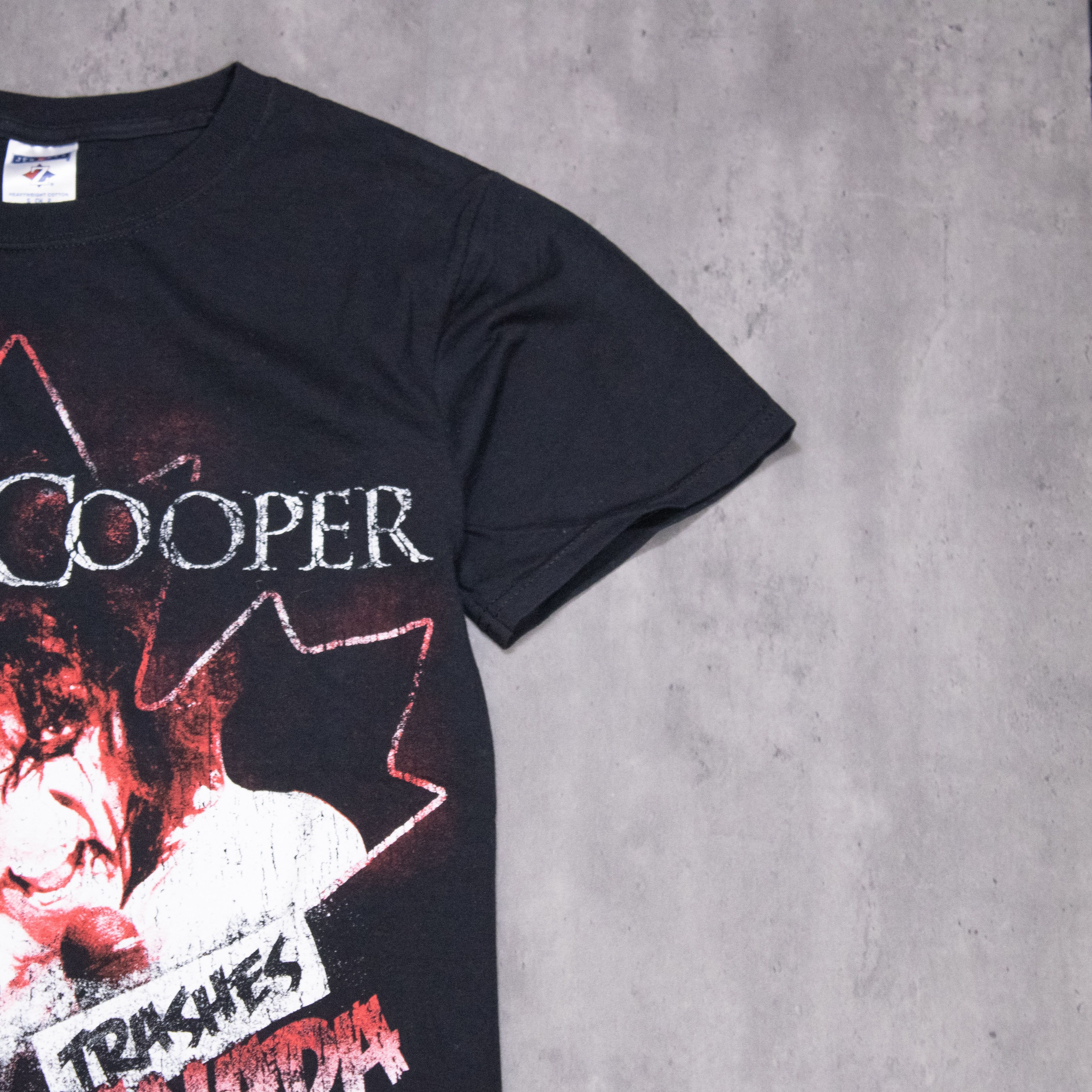 Band Tees × Jerzees × Vintage Y2K 2000's Alice Cooper Trashes Canada Tour Black T-Shirt Size US M / EU 48-50 / 2 - 5 Thumbnail