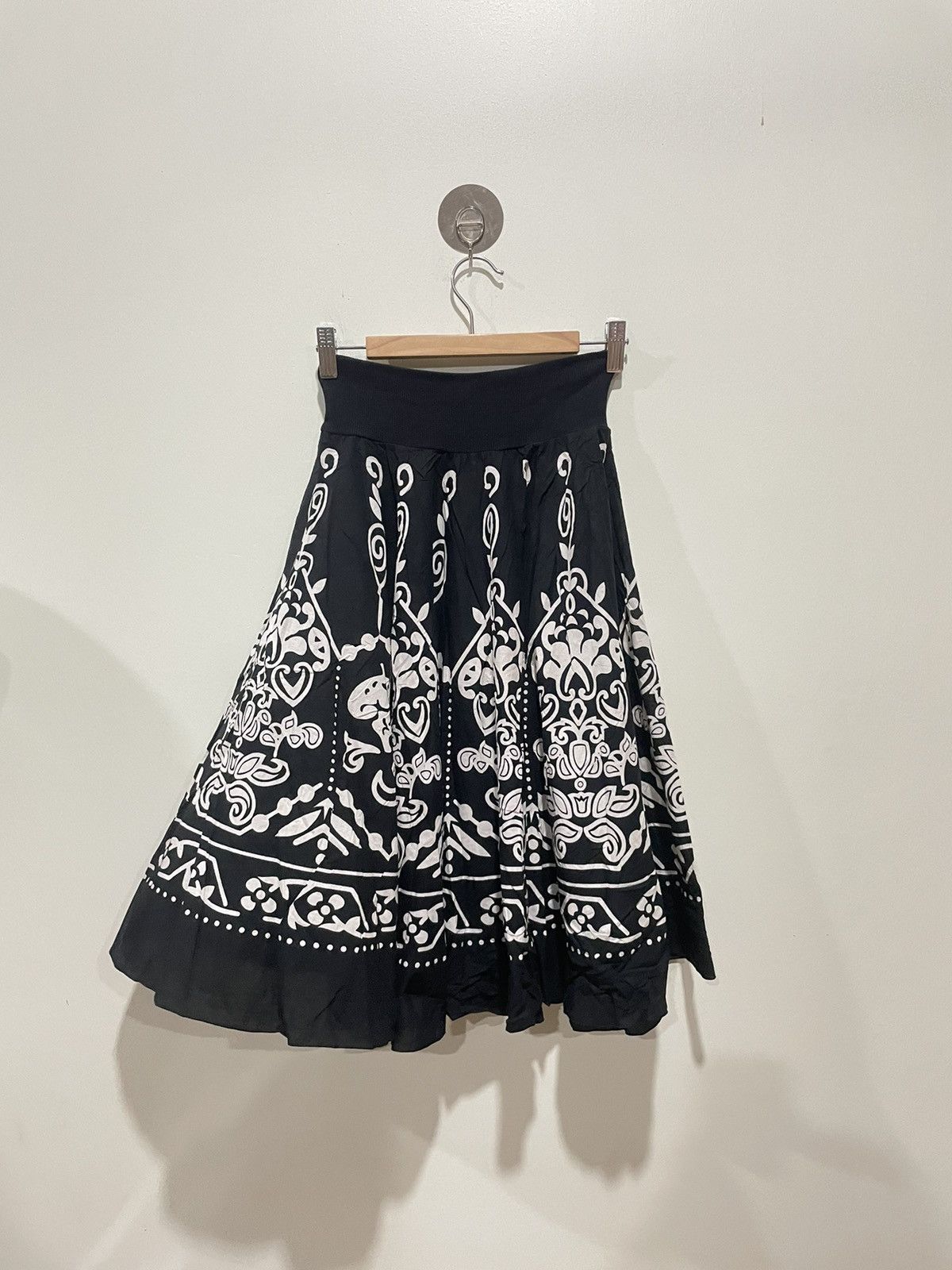 agnes b. Agnes B. Floral Pattern Skirt Size 26" / US 2 / IT 38 - 2 Thumbnail