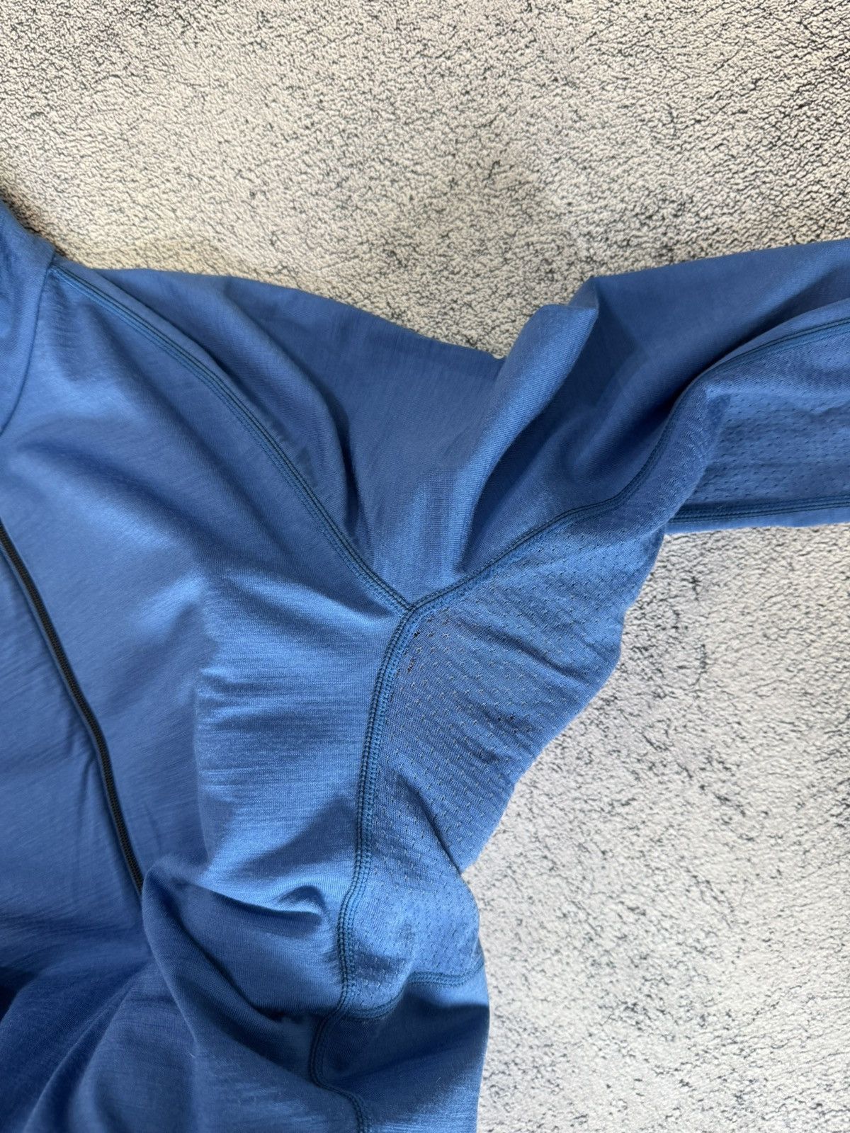 Icebreaker Icebreaker Merino Wool Bodyfit Zone 1/4 Zip Base Layer Men S Size US S / EU 44-46 / 1 - 14 Thumbnail