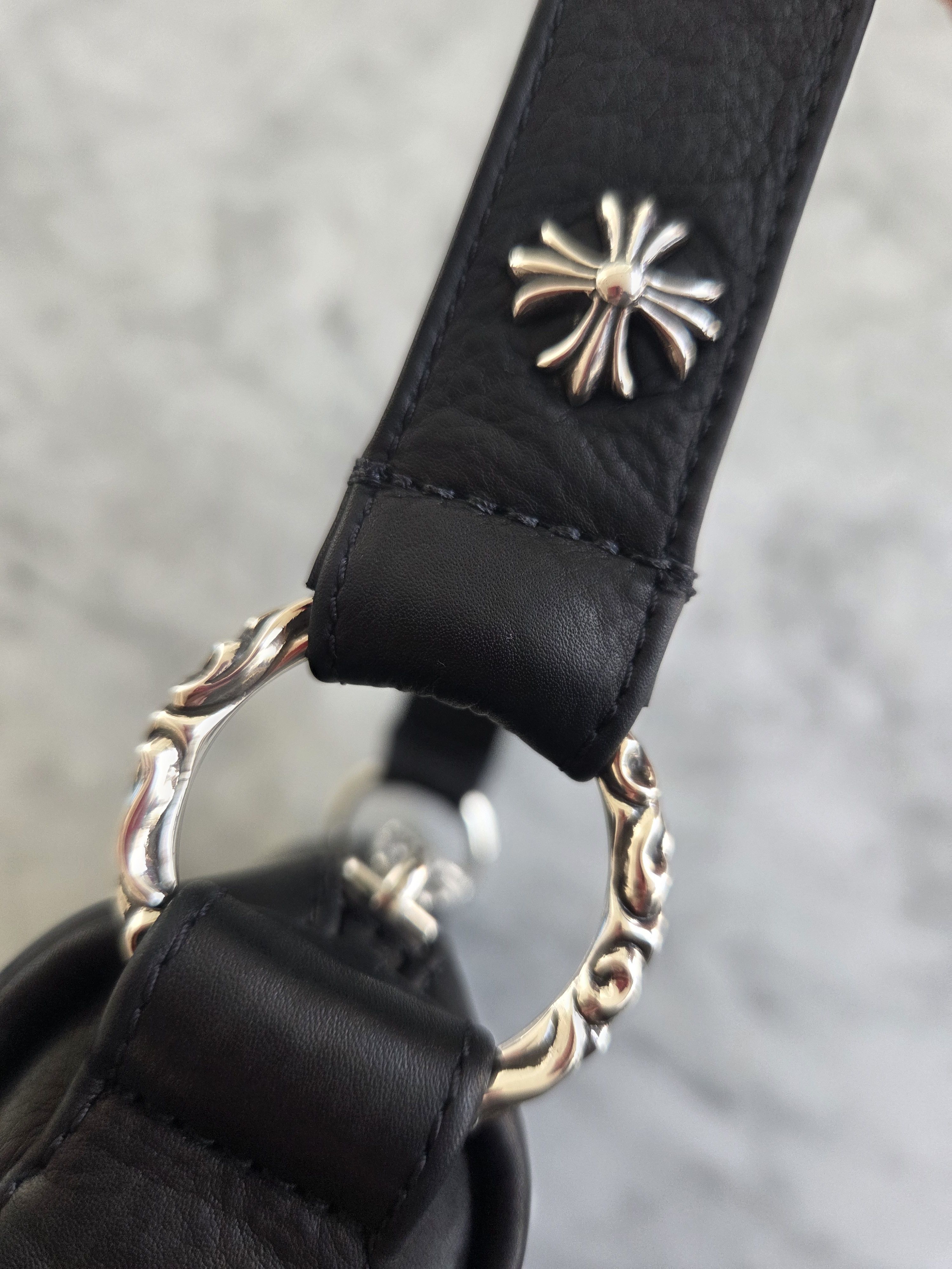 Chrome Hearts Chrome hearts chicken black leather nuggets bag Size ONE SIZE - 4 Thumbnail