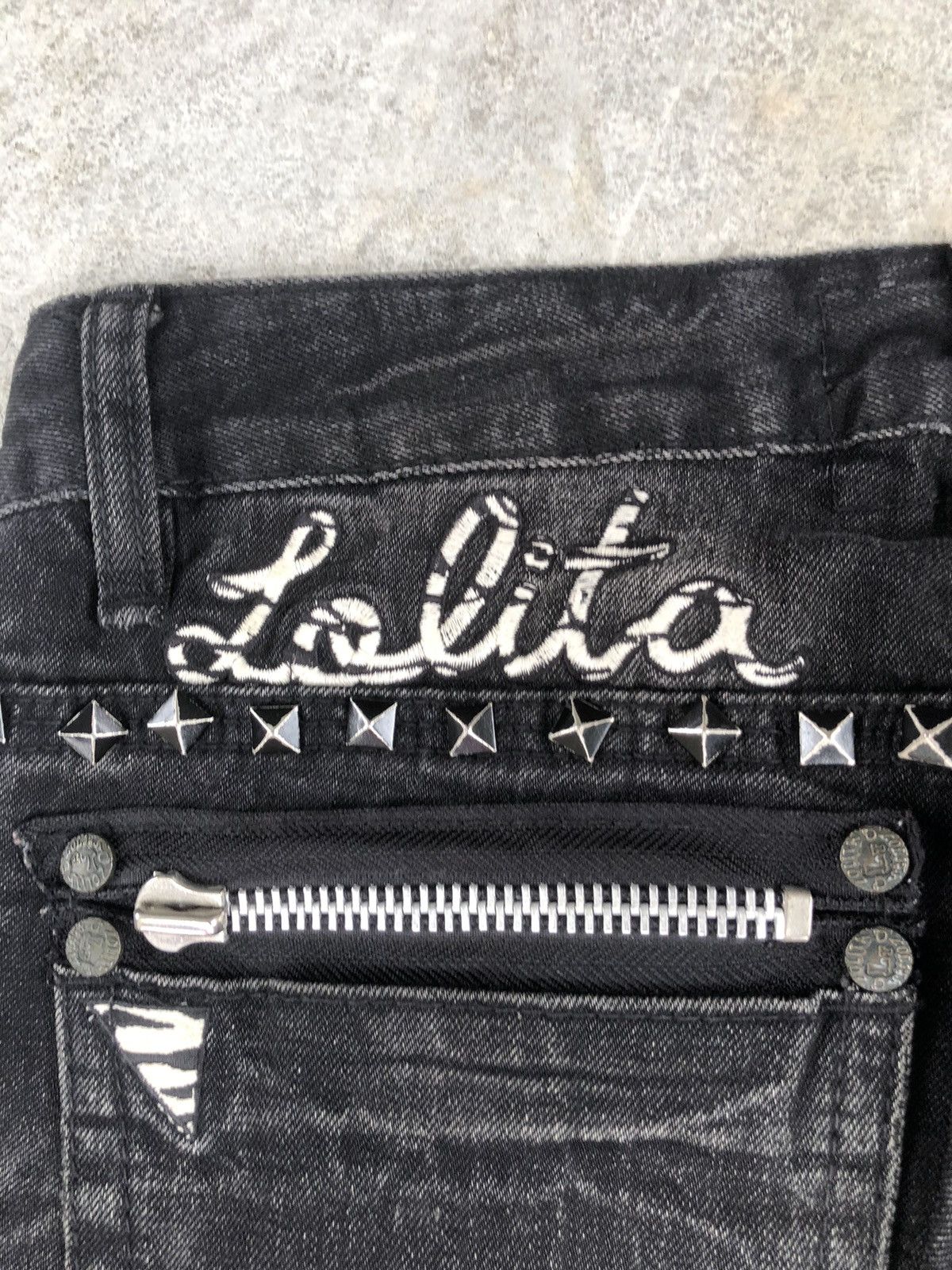 Japanese Brand Yoshitomo Nara Lolita Embroidered Jeans Punk Size US 31 - 19 Thumbnail