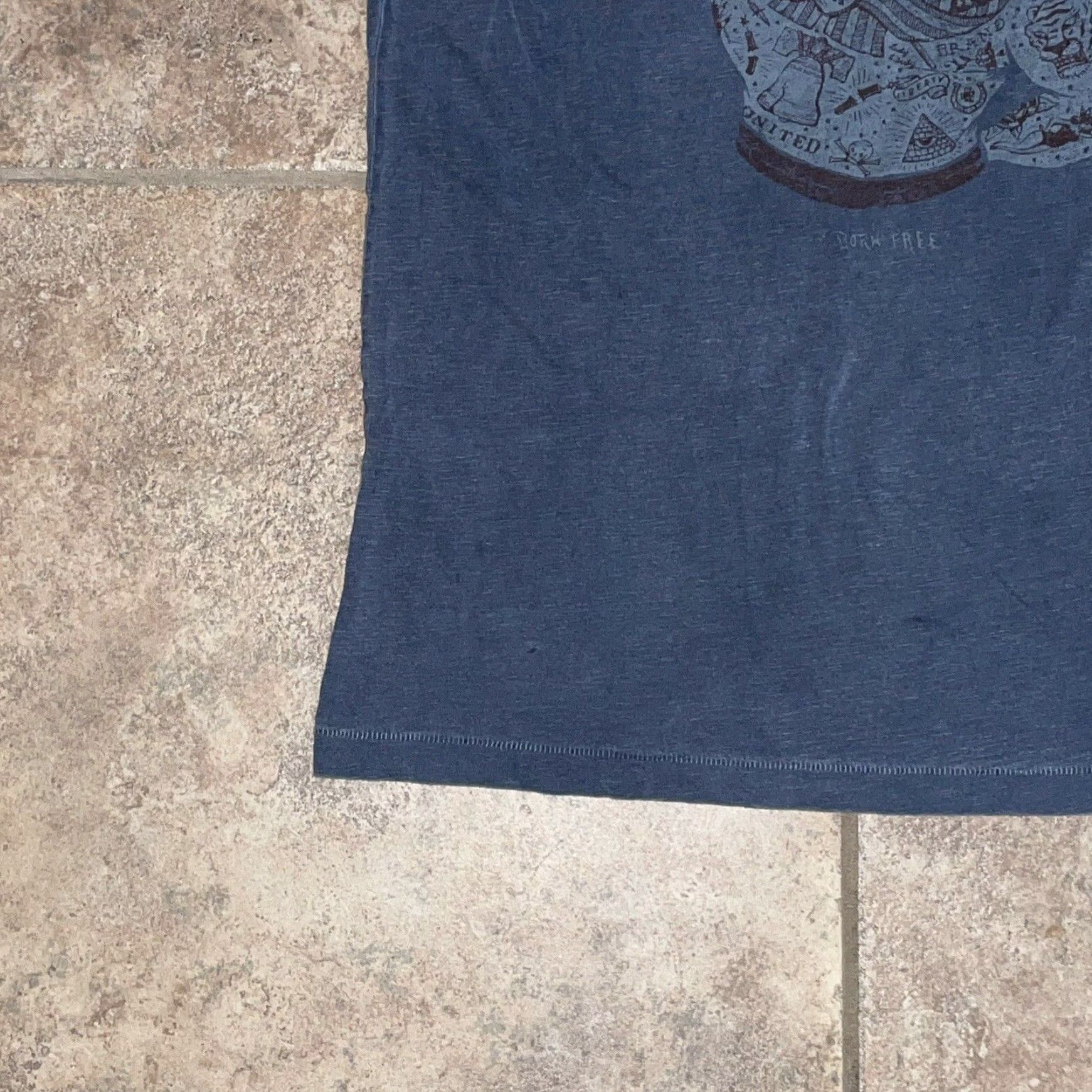 Lucky Brand Lucky Brand Graphic T-Shirt Mens Small Gray Size US S / EU 44-46 / 1 - 5 Thumbnail