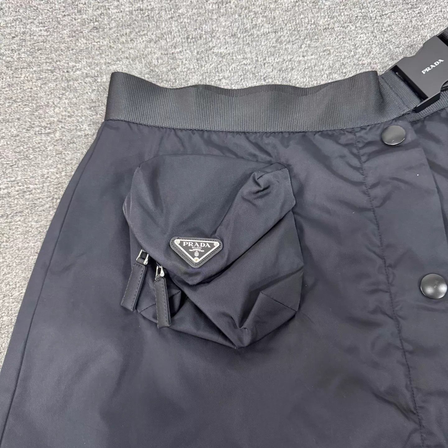 Prada Prada A-line Skirt Black Tri Logo Recycled Nylon 40 Size 27" / US 4 / IT 40 - 4 Thumbnail