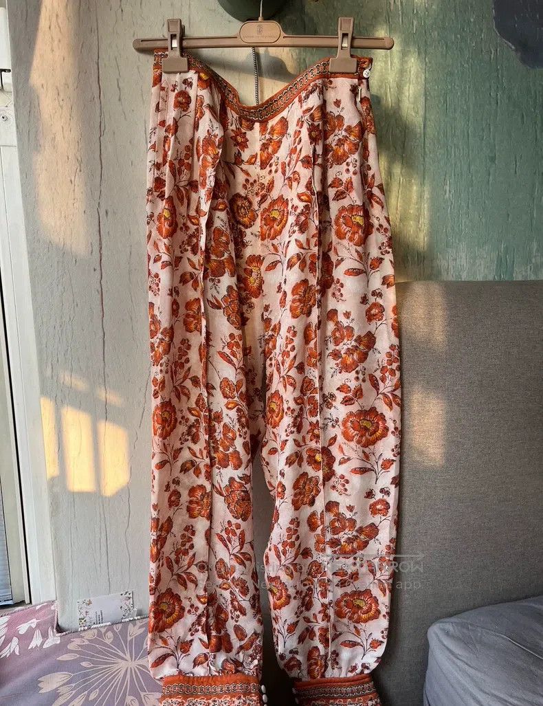 Loro Piana Loro Piana Floral silk trousers Size 28" / US 6 / IT 42 - 2 Thumbnail