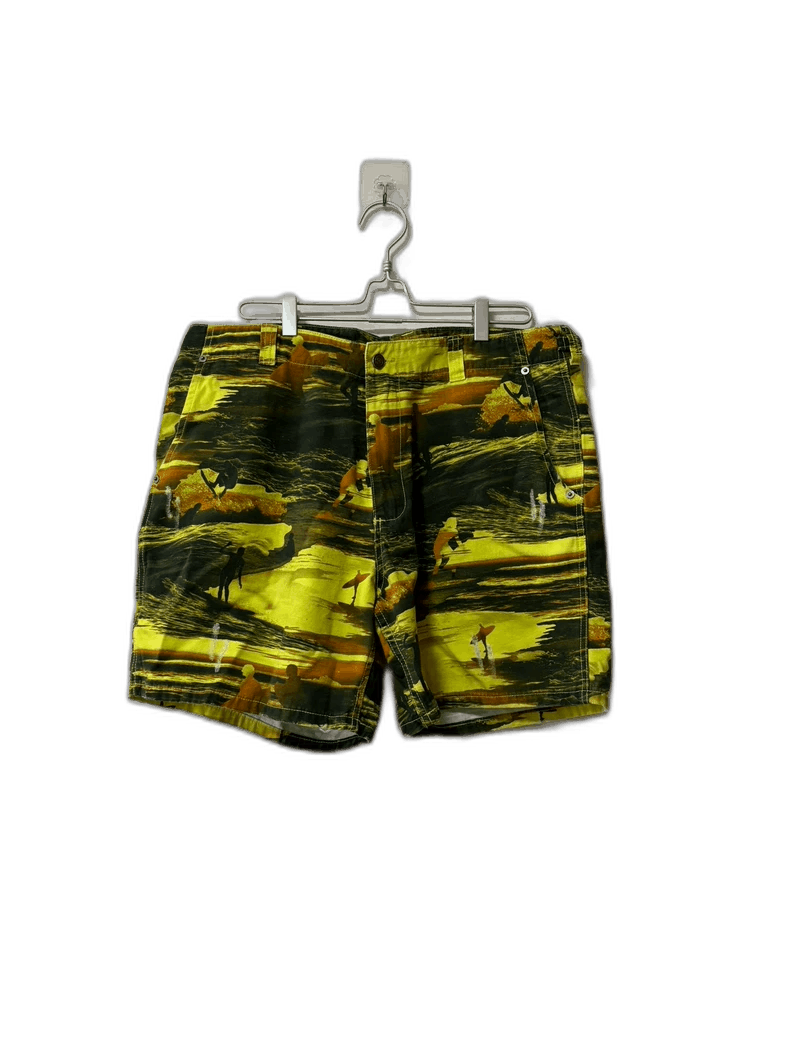 Camouflage Print Distressed Washed Shorts