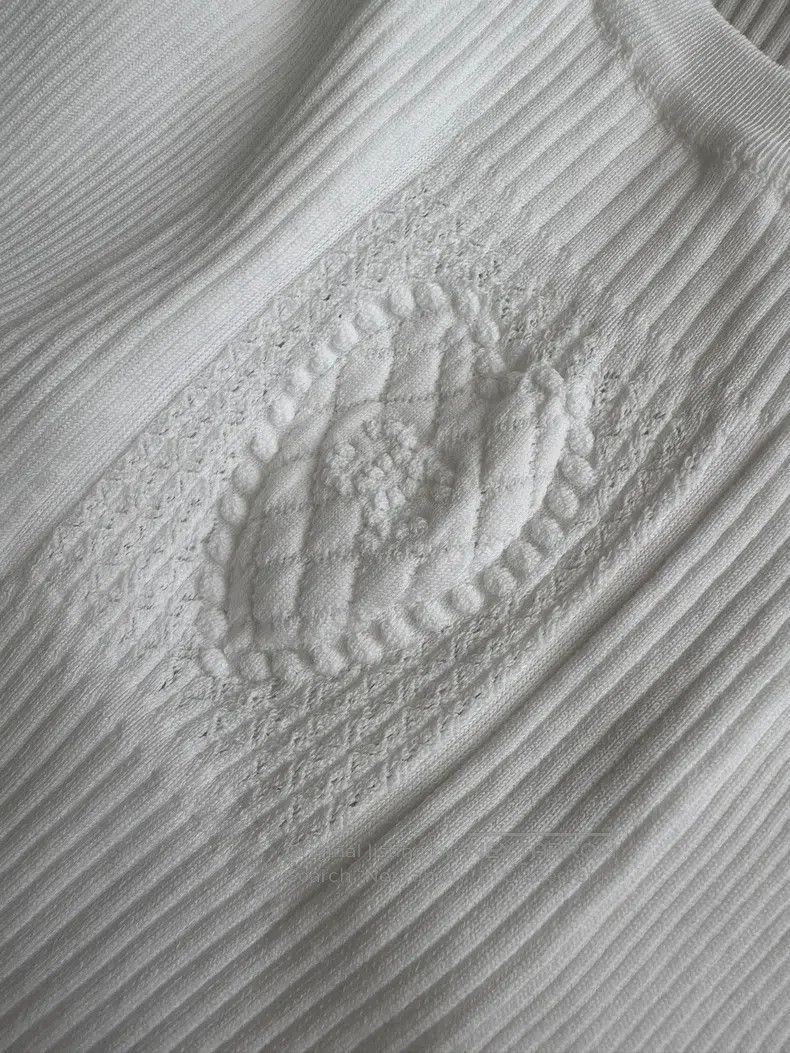 Chanel Chanel White love knitted suspender vest Size XS / US 0-2 / IT 36-38 - 5 Thumbnail