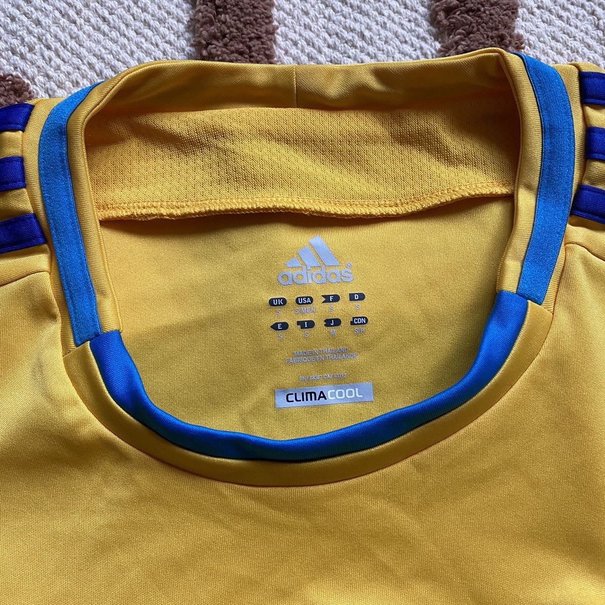 Adidas ADIDAS FC UKRAINE 2012 AMAZING JERSEY T SHIRT Size US S / EU 44-46 / 1 - 6 Thumbnail