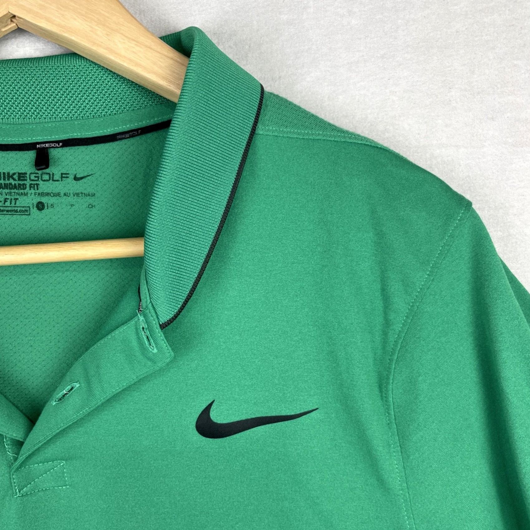 Nike Nike Dri-Fit Oregon Ducks Polo Shirt Mens Small Green NCAA PAC12 Size US S / EU 44-46 / 1 - 5 Thumbnail