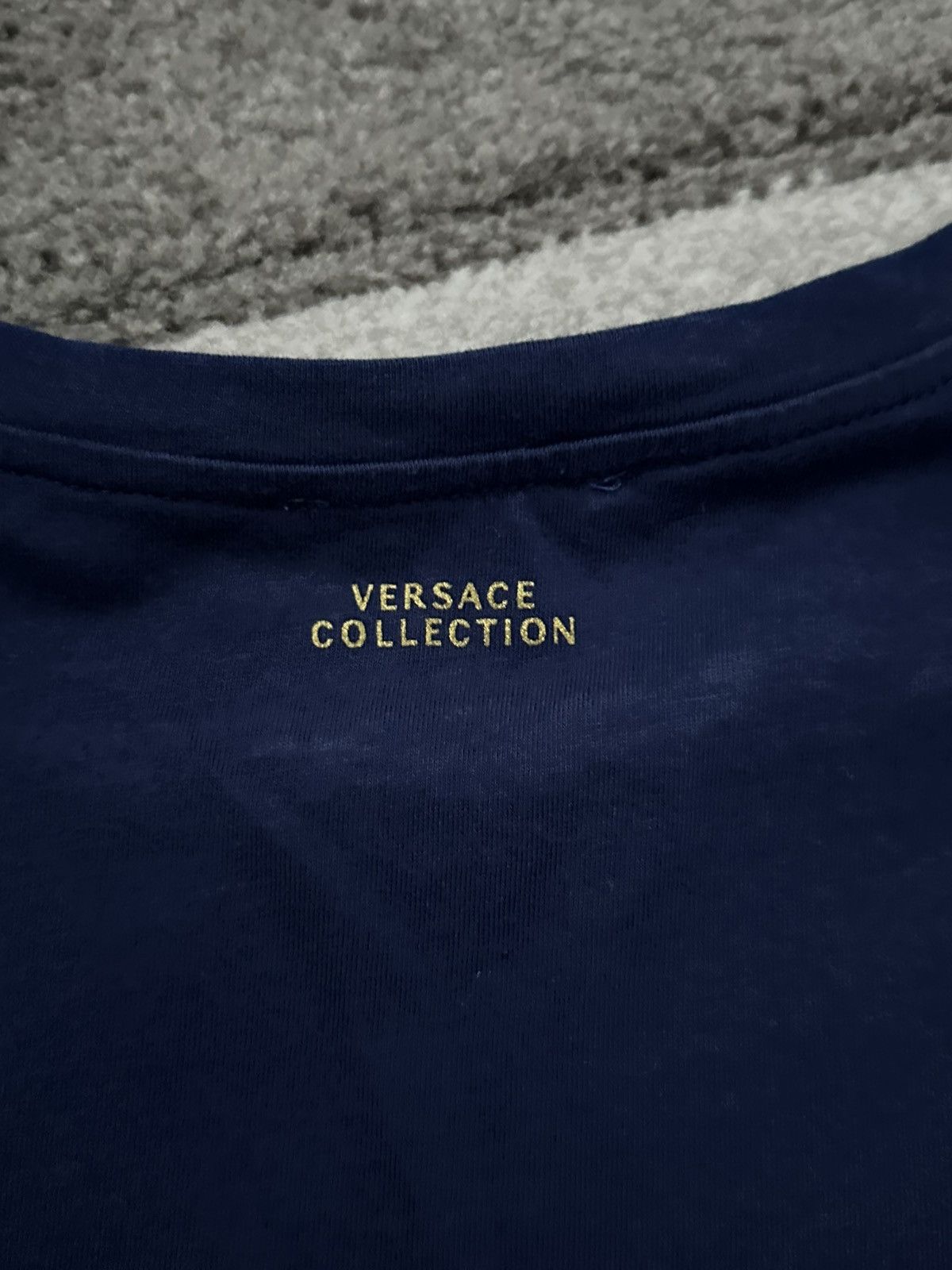 Versace Versace T shirt Blue/Gold Size US L / EU 52-54 / 3 - 4 Thumbnail