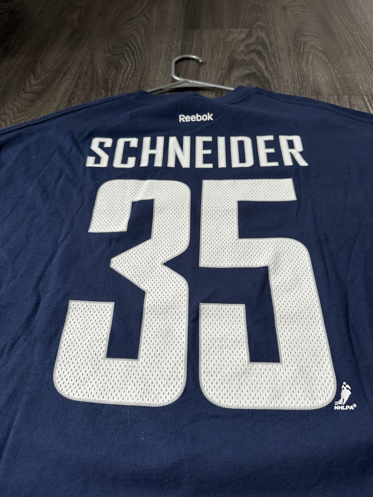 NHL 2011 Vancouver Canucks Schneider T Shirt Size US XL / EU 56 / 4 - 4 Thumbnail