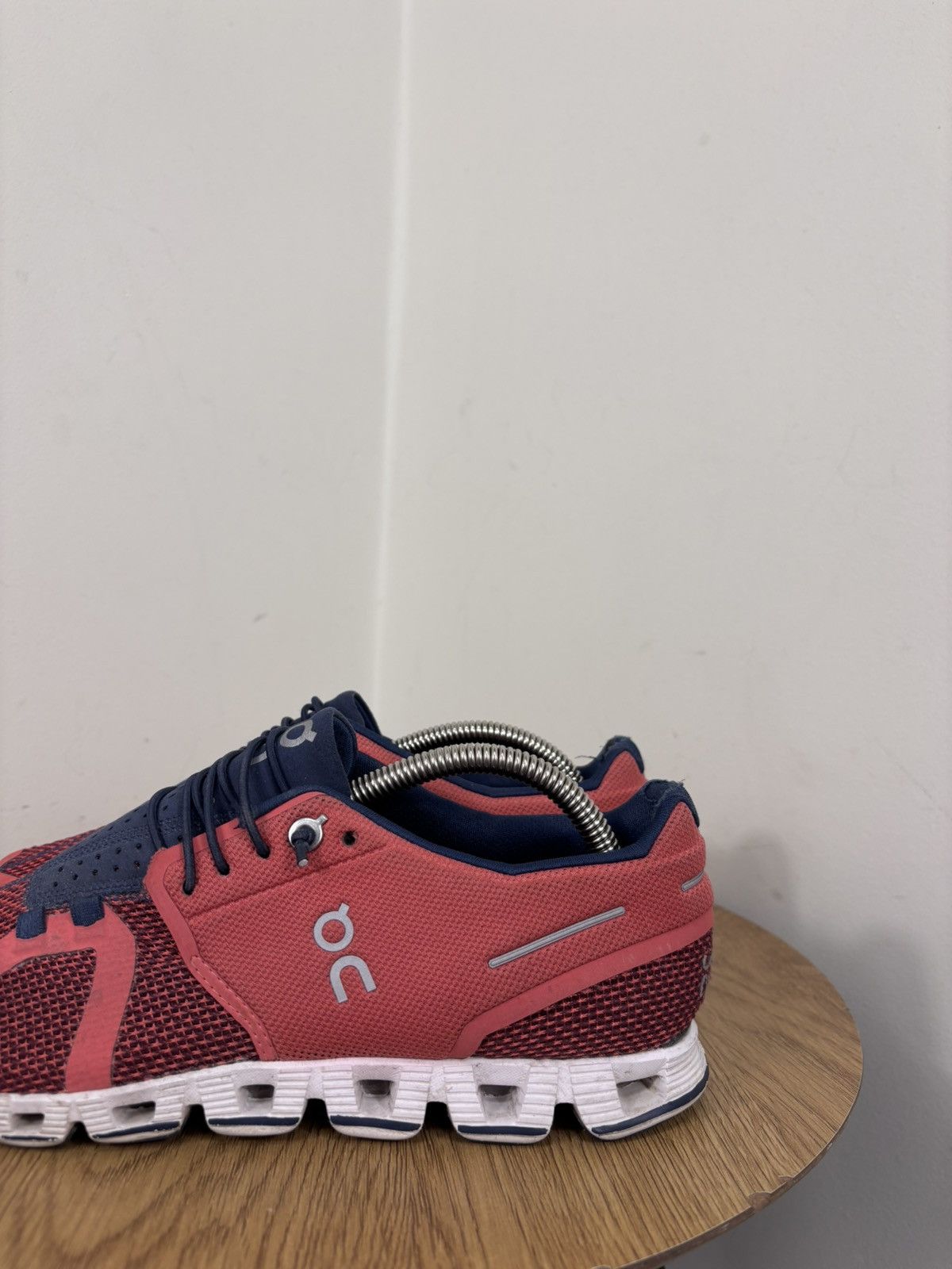 On On Running Cloud Coral/Pacific Women’s Athletic Sneakers Size US 7.5 / IT 37.5 - 12 Thumbnail