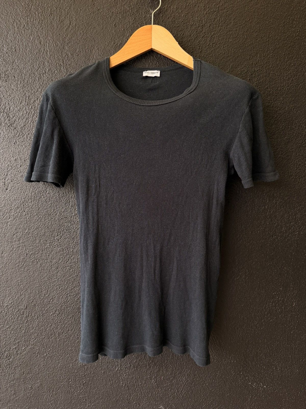 Dolce & Gabbana DOLCE & GABBANA D&G Vintage Ribbed Knit Short Sleeve T-Shirt Size XS / US 0-2 / IT 36-38 - 1 Thumbnail