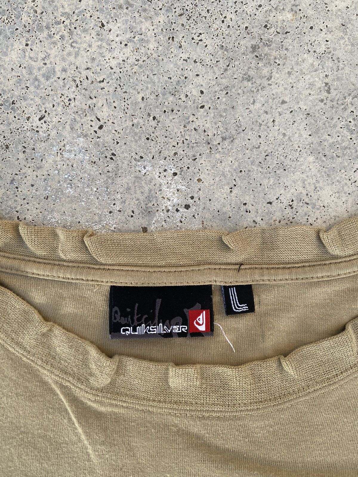 Quicksilver Distressed Vintage Y2K Quiksilver Flames Center Tees Size US L / EU 52-54 / 3 - 6 Thumbnail
