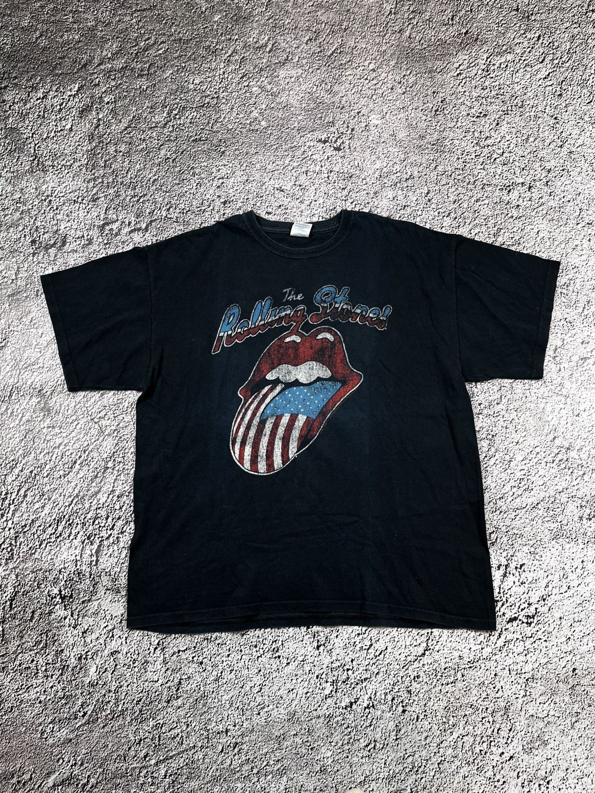 Band Tees Vintage Rolling Stones Tour Of America Faded Big Logo shirt Size US XL / EU 56 / 4 - 1 Thumbnail