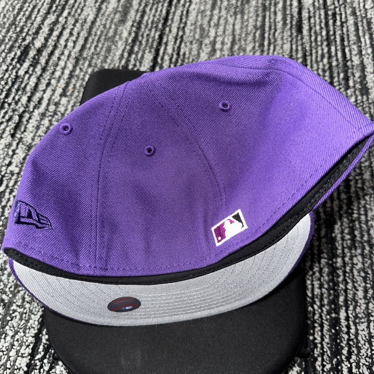 New Era New Era Philadelphia Phillies 59Fifty Size 7 1/4 Size ONE SIZE - 4 Thumbnail