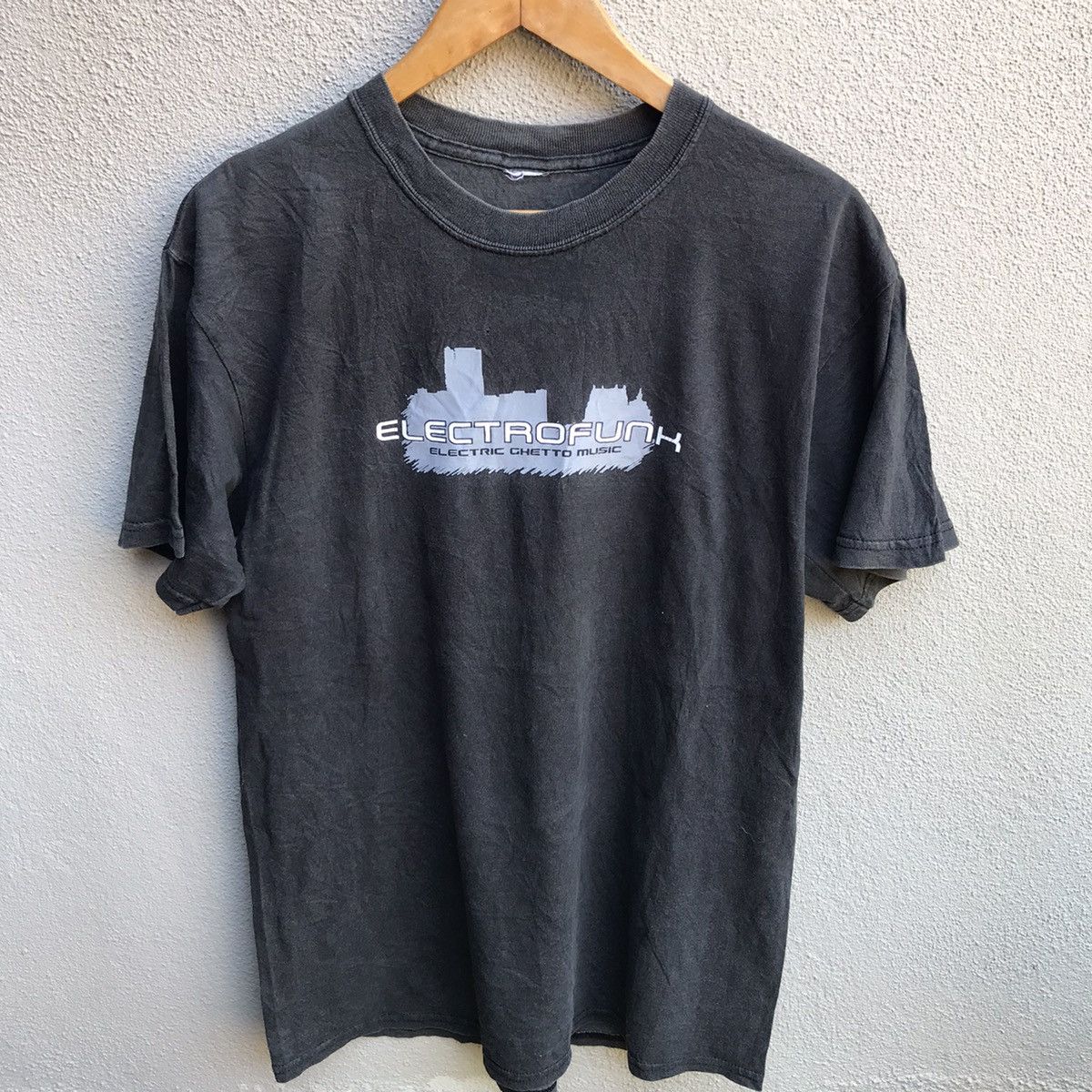 Band Tees Vintage ELECTROFUNK dj rave tee technics Size US M / EU 48-50 / 2 - 2 Thumbnail