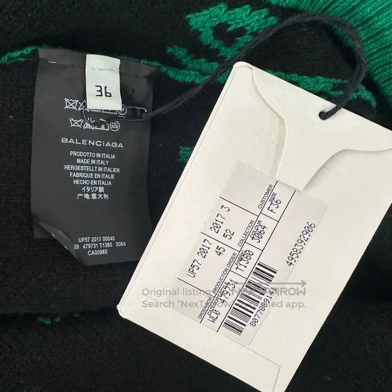 Balenciaga Balenciaga Green bulletproof vest logo full print V-neck k Size XS / US 0-2 / IT 36-38 - 5 Thumbnail