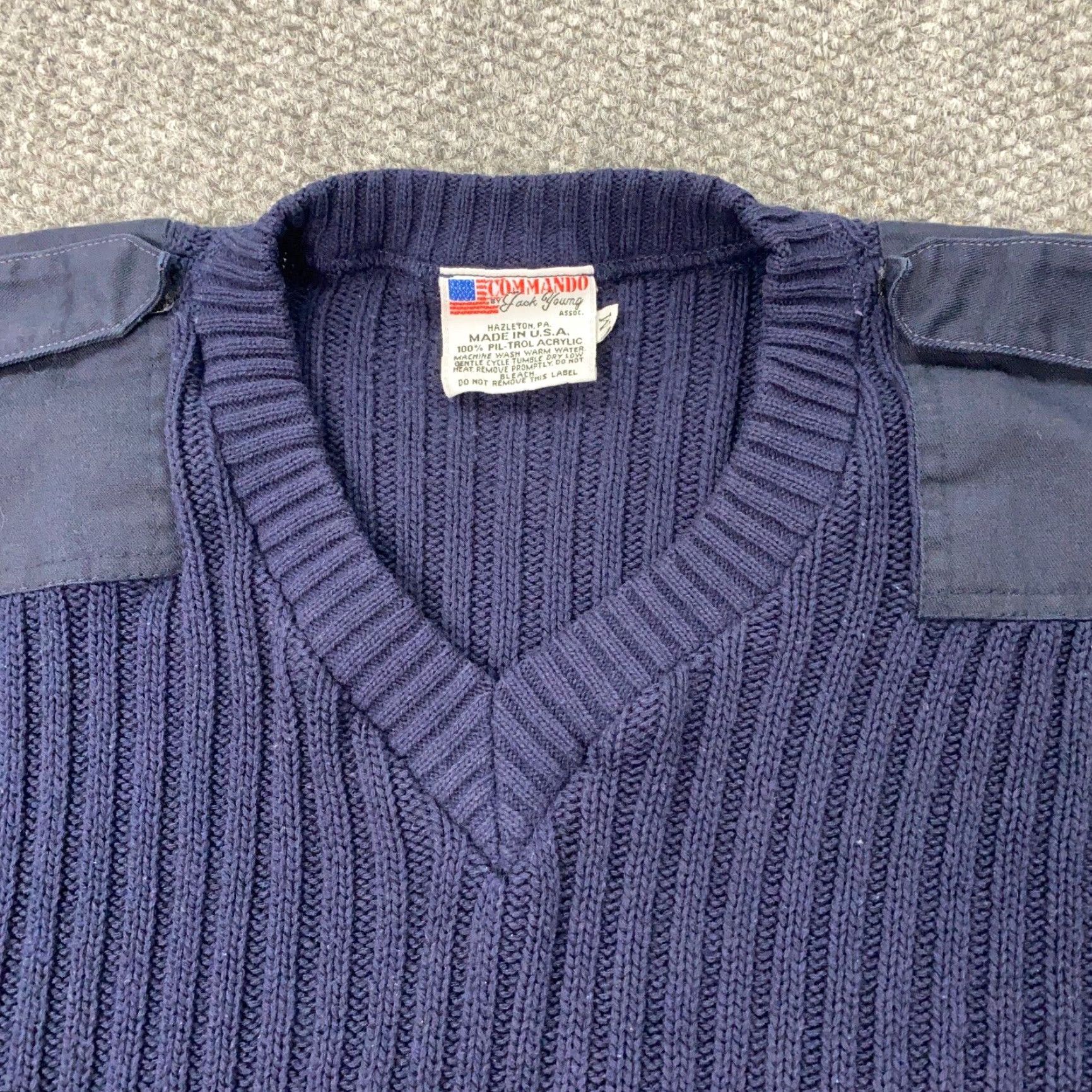 Commando Vintage Jack Young USA Sweater Mens Medium Pullover Military Blue Knit 90s Size US M / EU 48-50 / 2 - 2 Thumbnail
