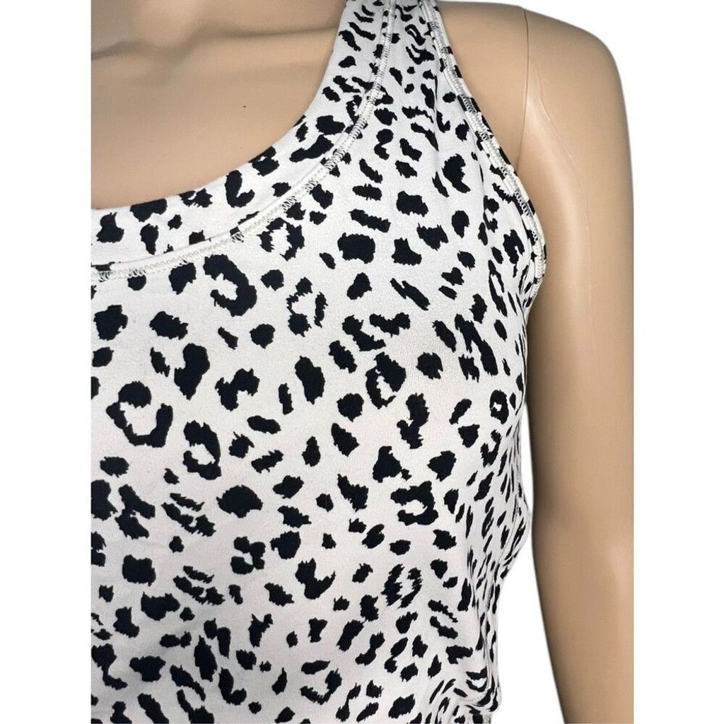 Athleta Athleta Cropped Leopard Razorback Athletic Stretchy Tank Size XS / US 0-2 / IT 36-38 - 2 Thumbnail