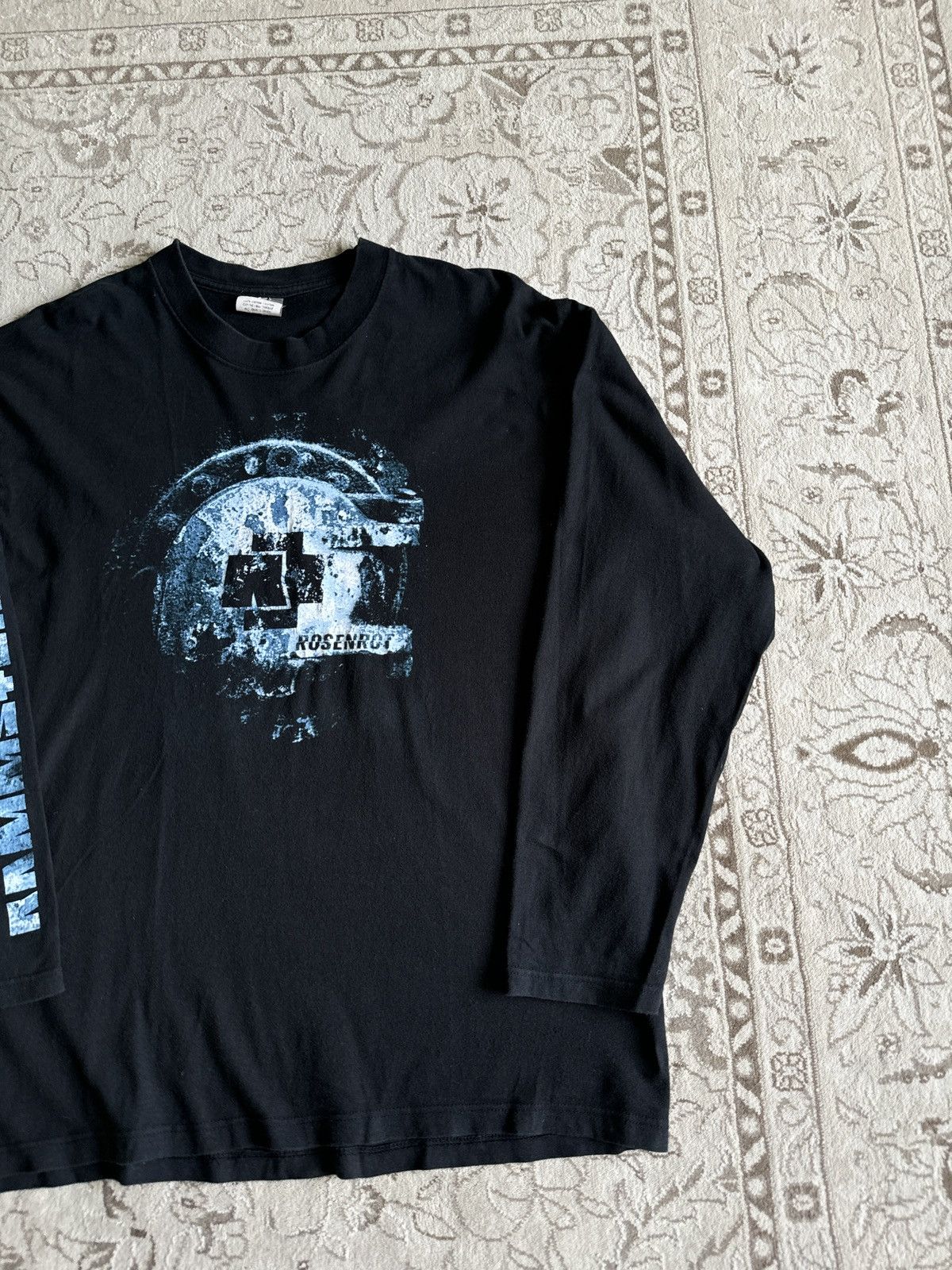 Band Tees Vintage Rammstein Rosenrot Long Sleeve Shirt Metal Band Tee Size US L / EU 52-54 / 3 - 14 Thumbnail