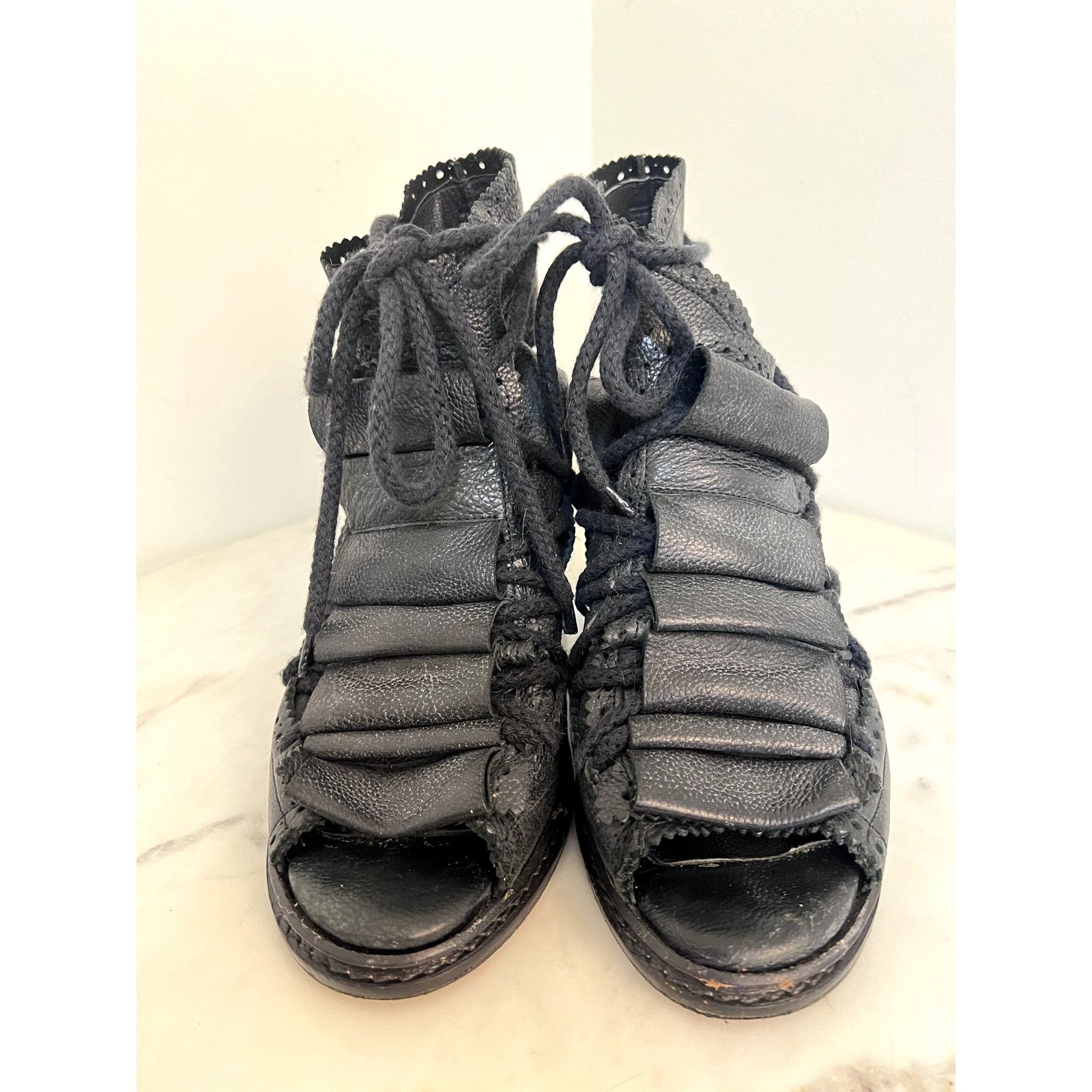 Henrik Vibskov ARCHIVE 2014 Henrik Vibskov Blk Leather Lace-Up Heels Sz 9 Size US 9 / IT 39 - 2 Thumbnail