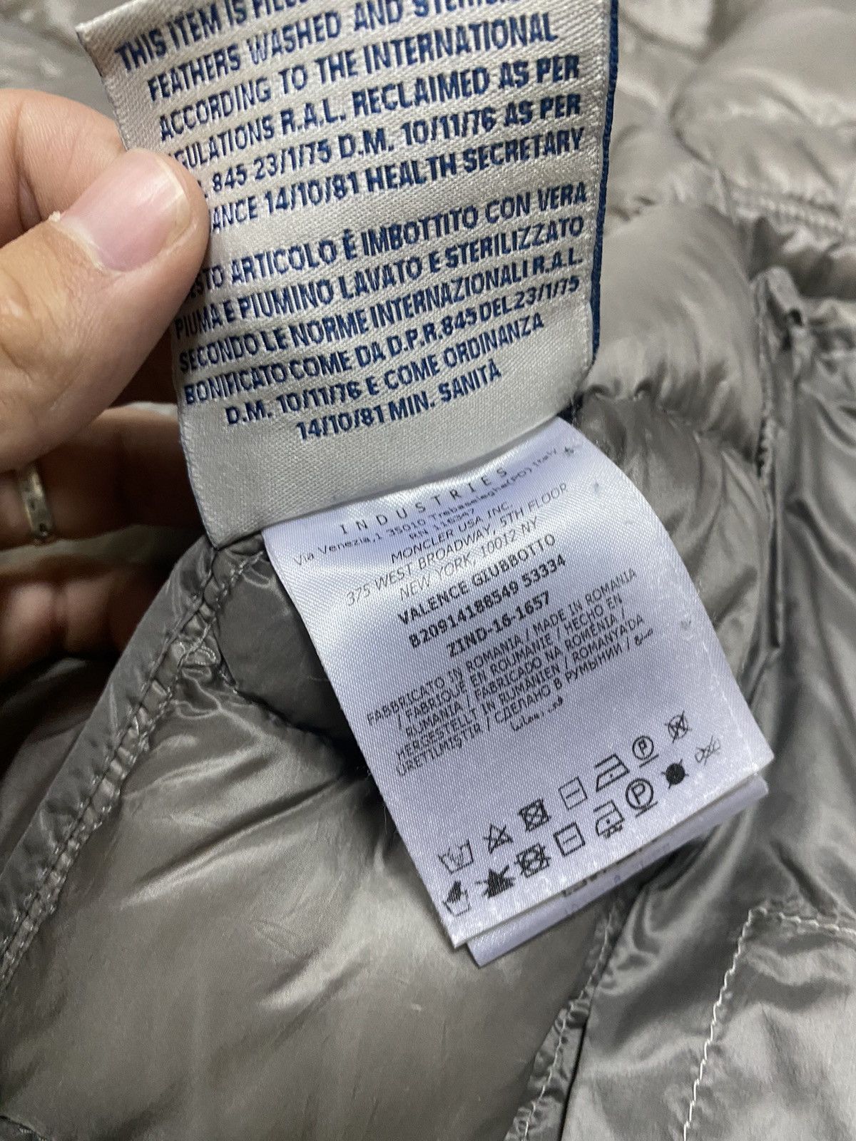 Moncler Moncler jacket Valence puffer size 2 Size US M / EU 48-50 / 2 - 12 Thumbnail