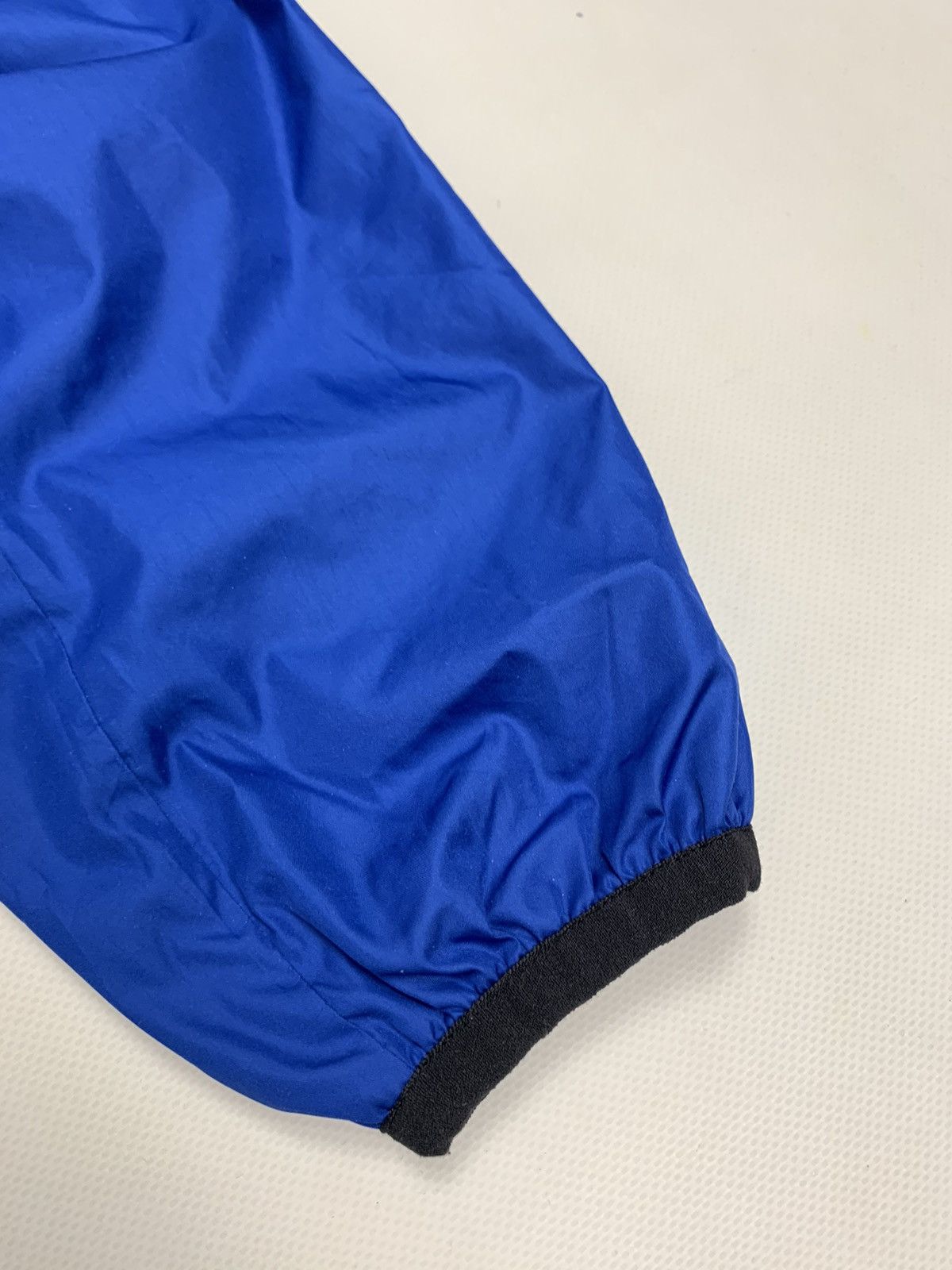 Nike × Vintage Vintage 90’s Nike Y2K Nylon Tracktop Size US L / EU 52-54 / 3 - 9 Thumbnail