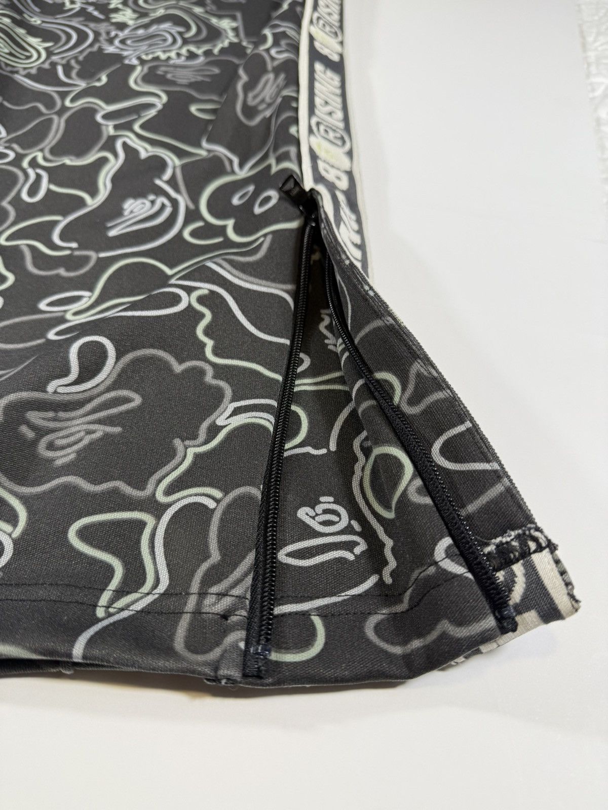Bape BAPE x 88RISING Glow In The Dark Camo Track Pants Mens Size US 30 / EU 46 - 4 Thumbnail
