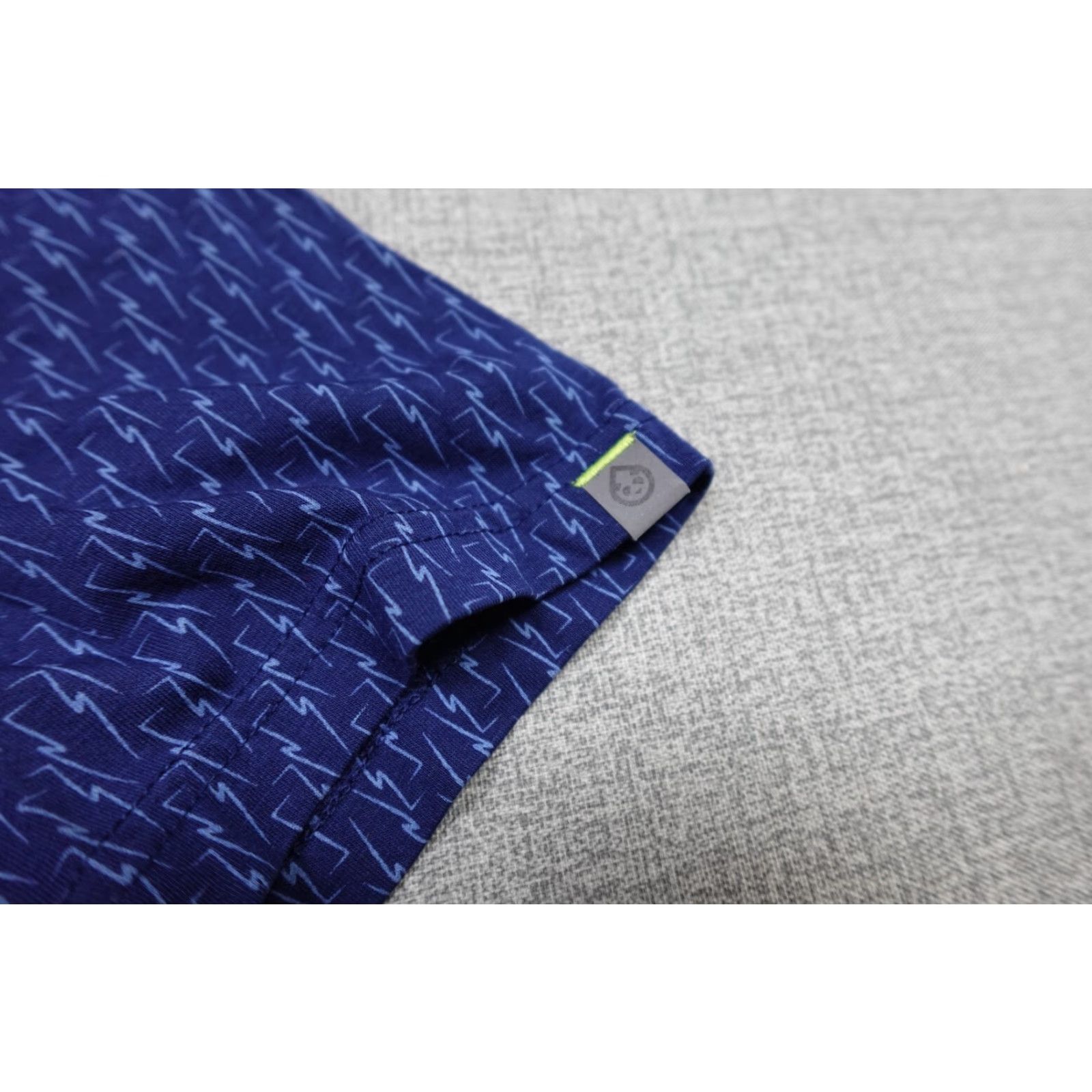Vintage TASC Performance Polo Shirt Mens Small Blue Golf All Over Print Stretch Lightweight Regular Size US S / EU 44-46 / 1 - 3 Thumbnail