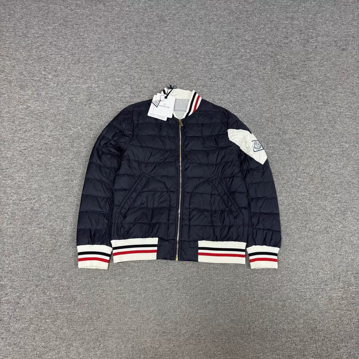 Moncler Moncler x Thom Browne down jacket new with tags size 3 Size L / US 10 / IT 46 - 1 Thumbnail