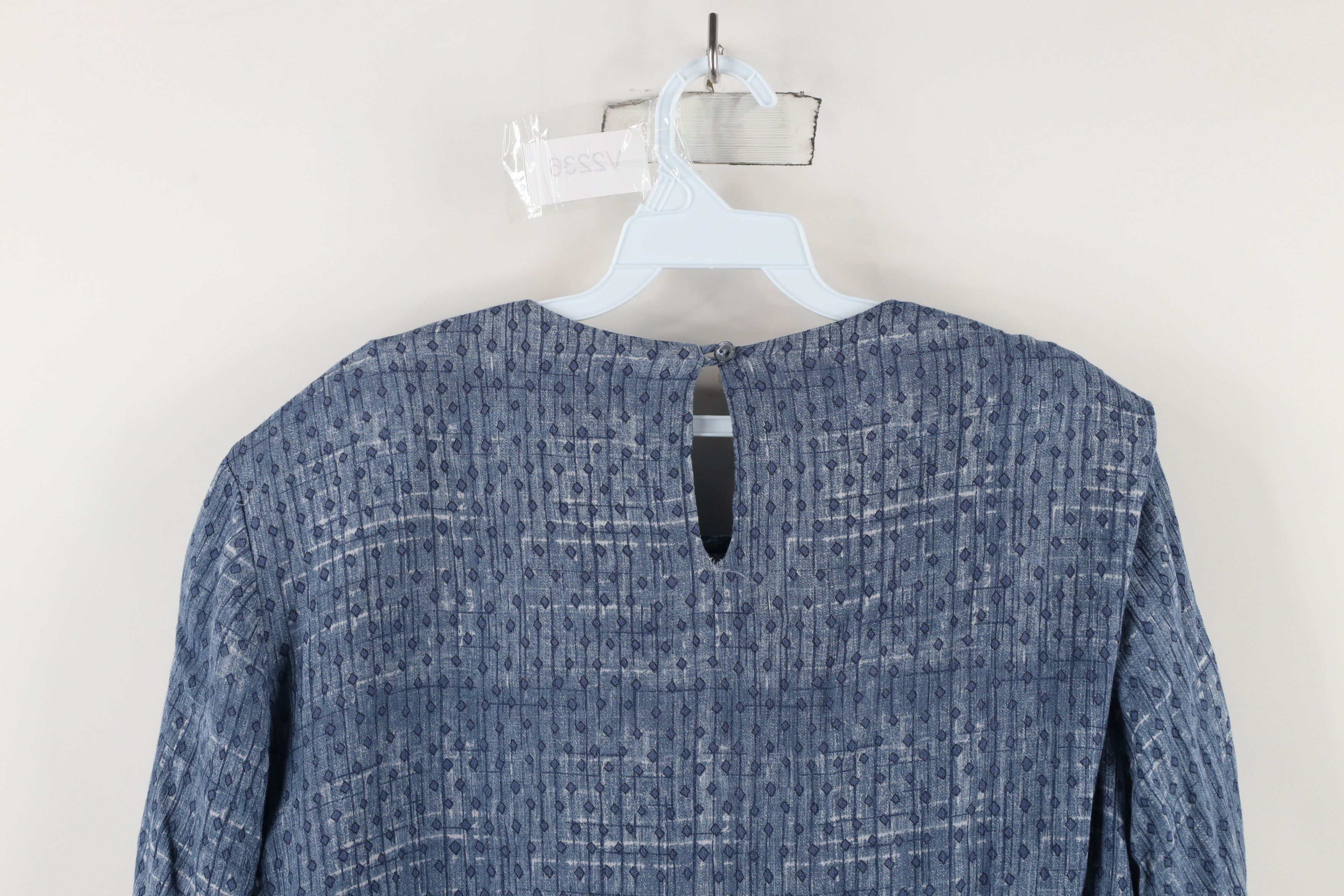 Vintage Vintage 90s Streetwear Diamond Rayon Pullover T-Shirt USA Size L / US 10 / IT 46 - 11 Thumbnail