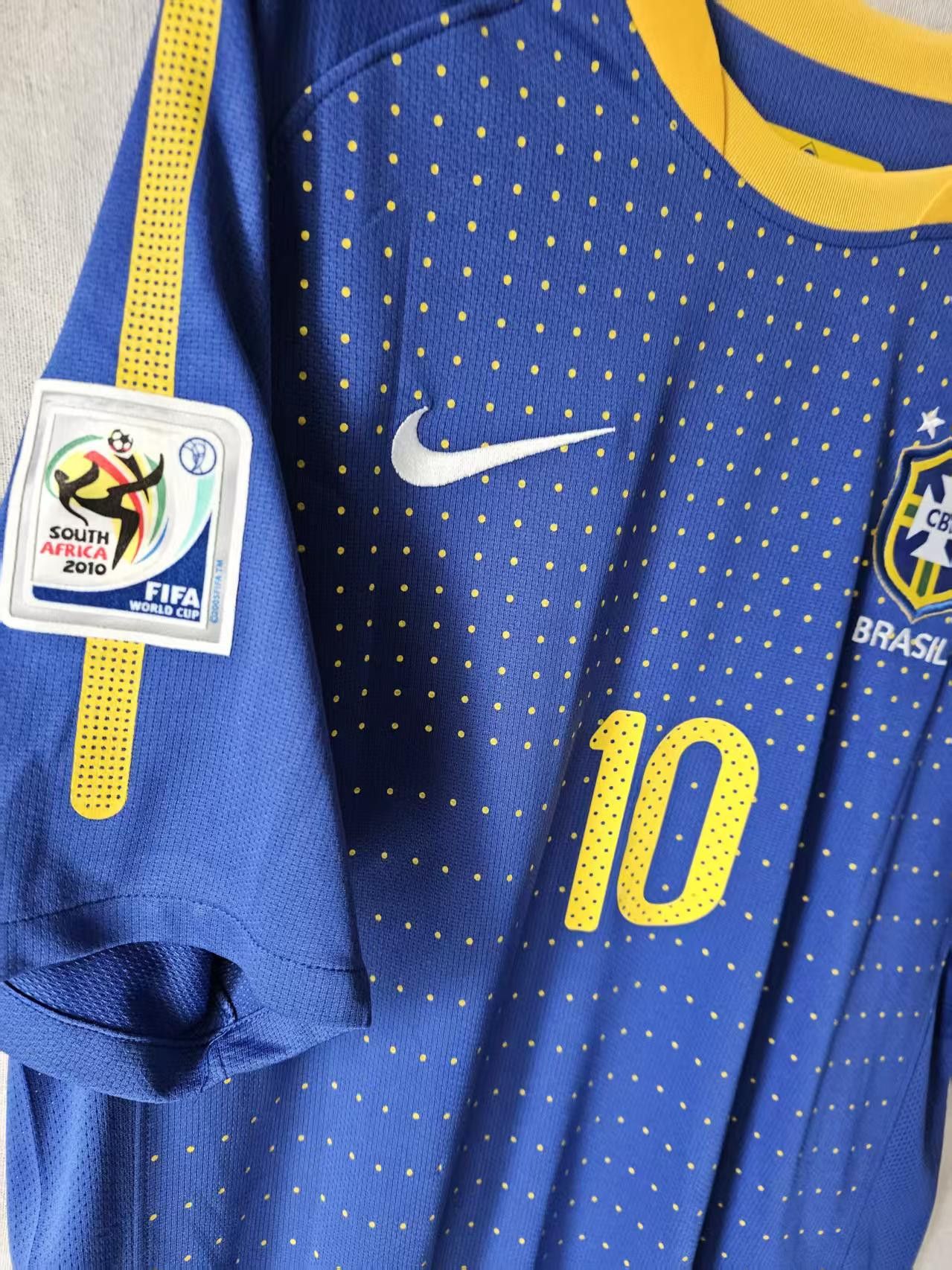 Other Vintage Brazil 10 Kaka Jersey Blue Size US XL / EU 56 / 4 - 3 Thumbnail