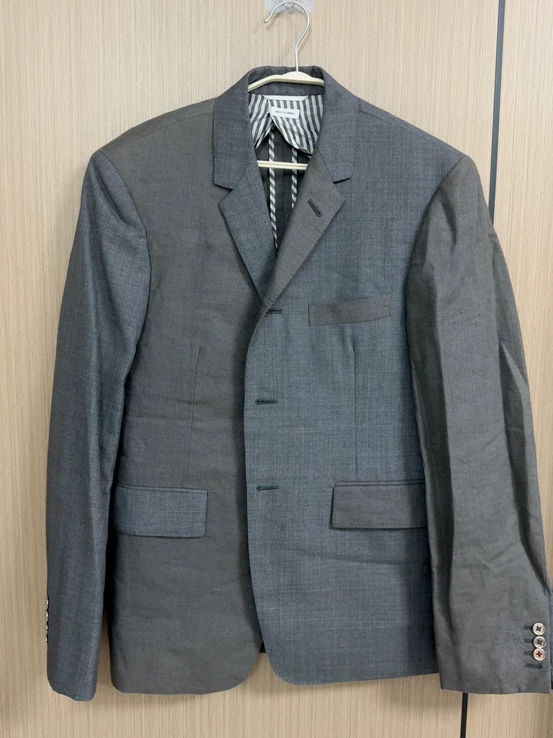 Thom Browne Thom Browne size 2 A set of gray suits Size 38S - 1 Thumbnail