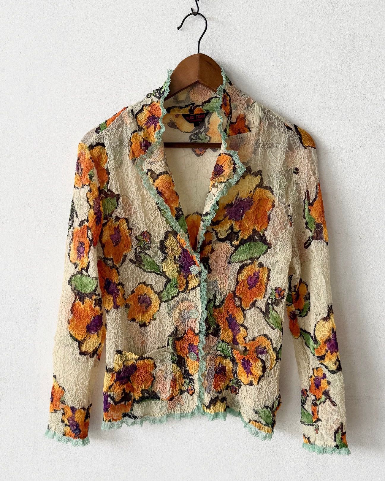 Japanese Brand YUKI TORii WRINKLED PLEATS FLORAL SHIRT Size L / US 10 / IT 46 - 10 Thumbnail