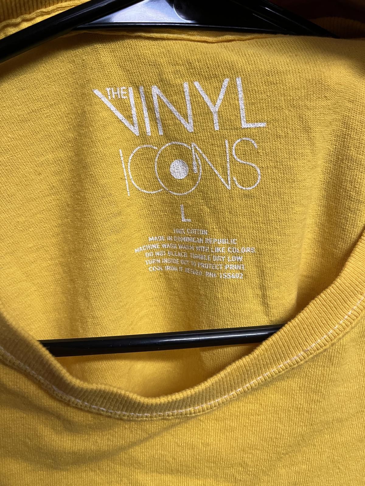 Designer The Vinyl Icons T-shirt 1996 CA Sunshine and Happy Vibes Tee Size US L / EU 52-54 / 3 - 2 Thumbnail
