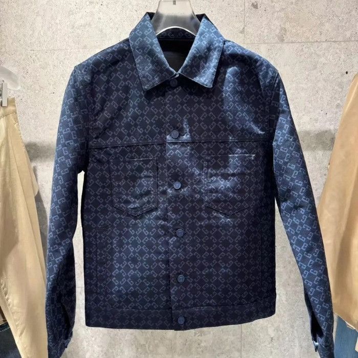 Givenchy o1w1db10925 Classic Jacket in Blue Size US M / EU 48-50 / 2 - 1 Thumbnail