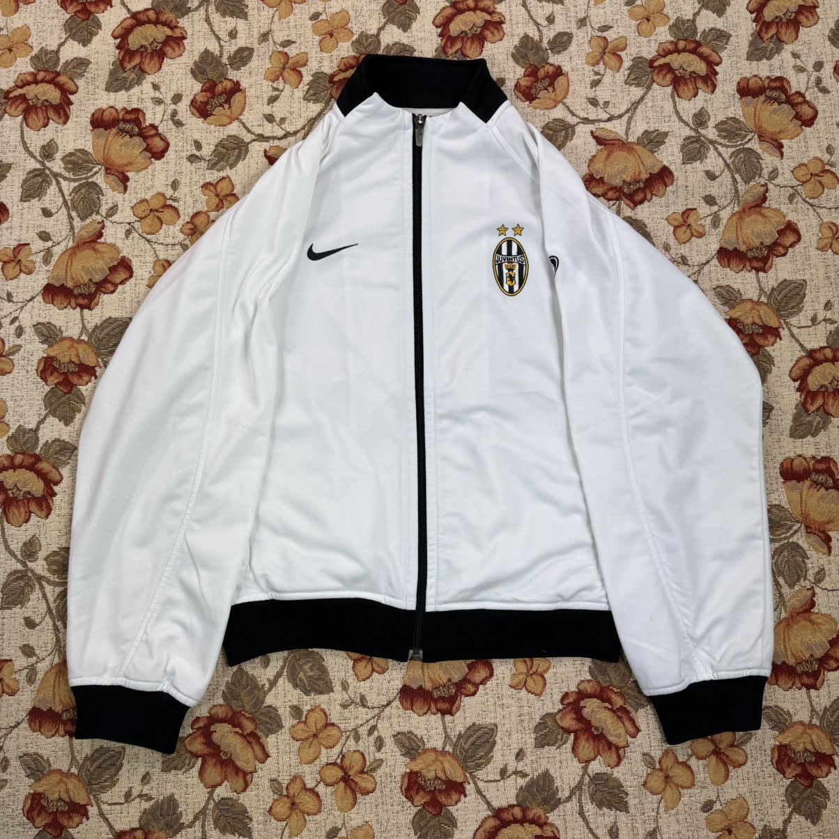 Nike × Vintage Nike Juventus Vintage Sweatshirt Jacket blokecore y2k RARE Size US S / EU 44-46 / 1 - 6 Thumbnail