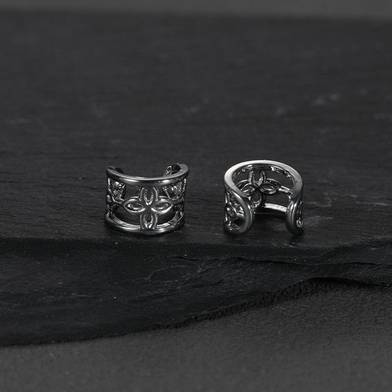 Jewelry Vintage Earrings One Pairs Chrome Jewelry Size ONE SIZE - 4 Thumbnail