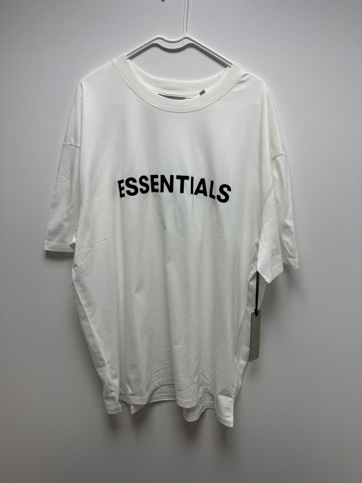 Essentials Essentials Boxy logo T-Shirt white Size US XL / EU 56 / 4 - 1 Thumbnail