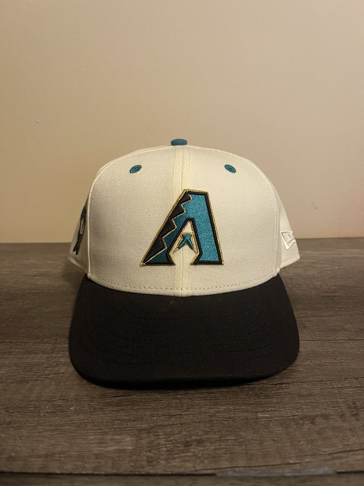 New Era 7 1/2 Arizona Diamondbacks “Tropic” Fitted Size ONE SIZE - 1 Thumbnail