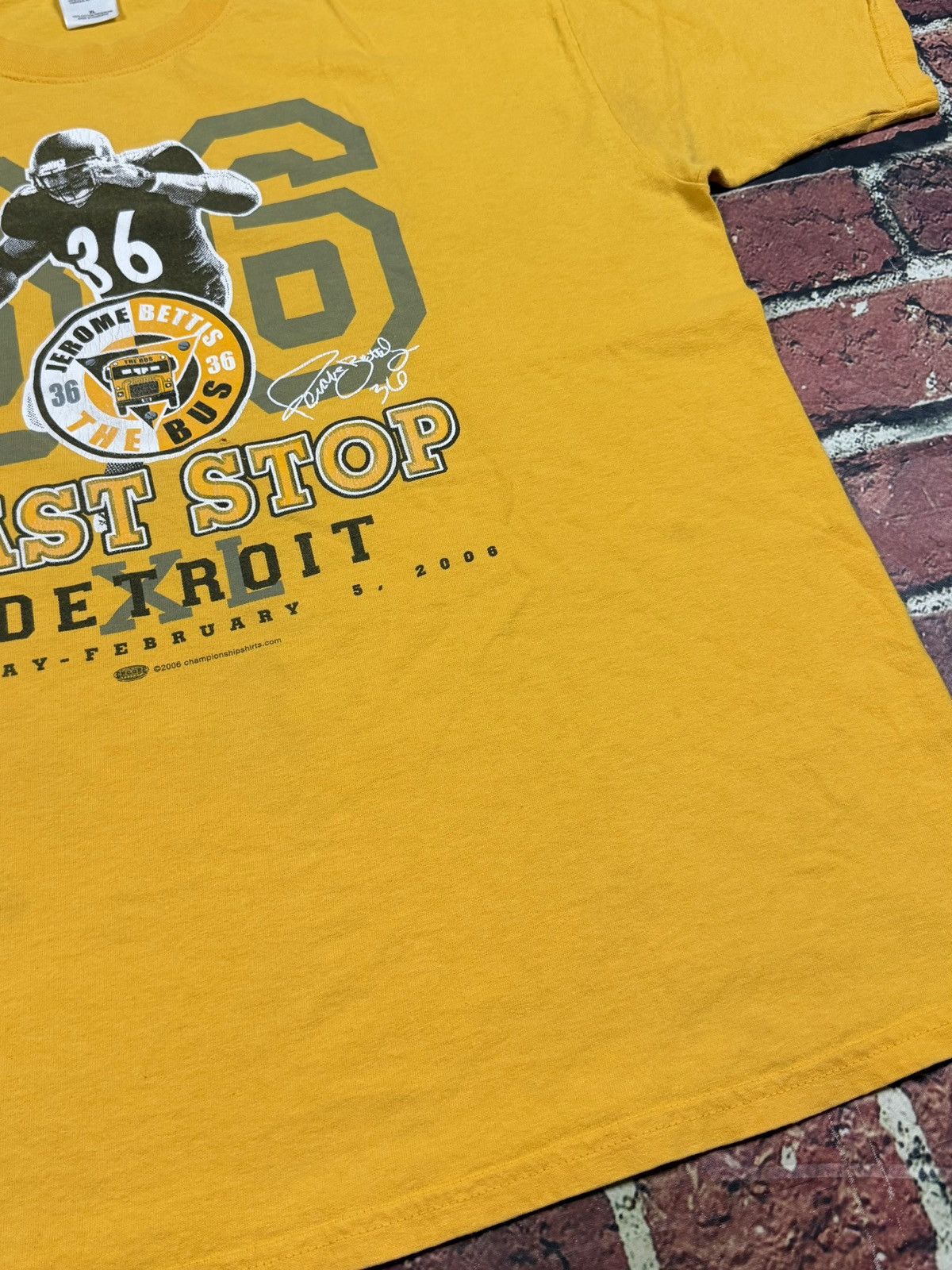 NFL Jerome Bettis Pittsburgh Steelers Tee The Bus Super Bowl XL Size US XL / EU 56 / 4 - 7 Thumbnail