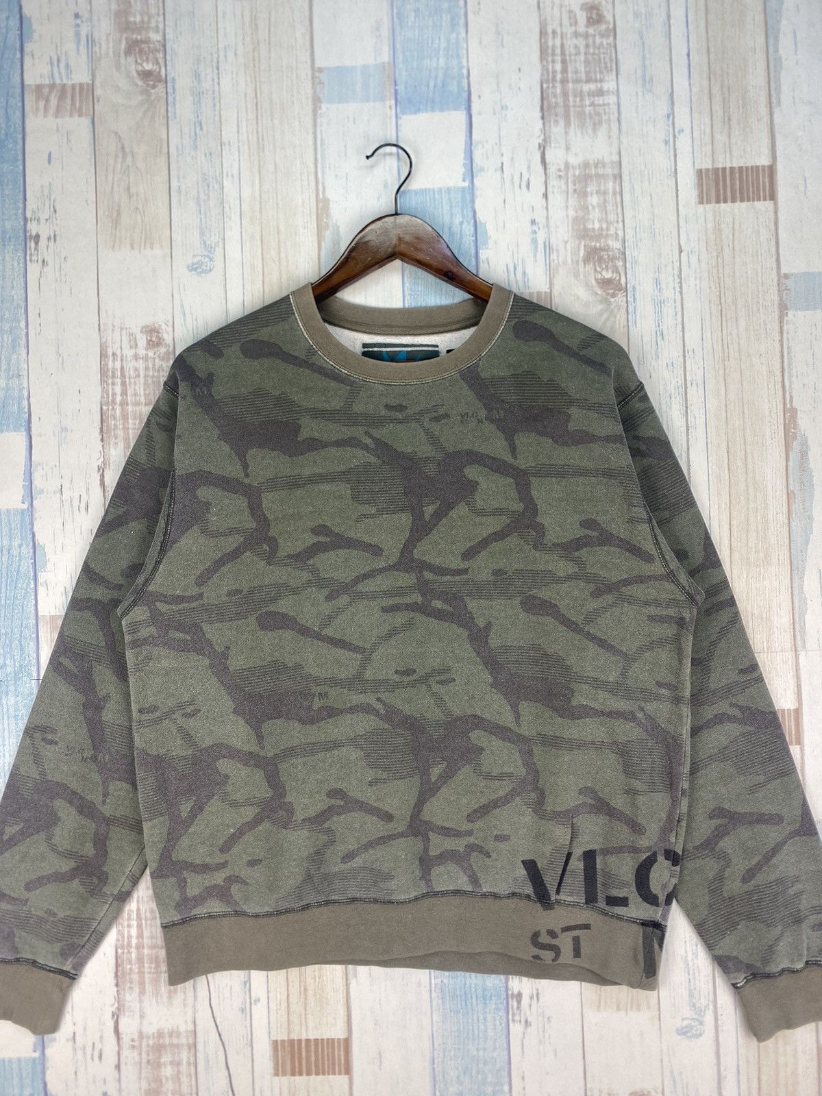 Vintage × Volcom Vintage Volcomscout Camouflage Sweatshirt Size US M / EU 48-50 / 2 - 3 Thumbnail