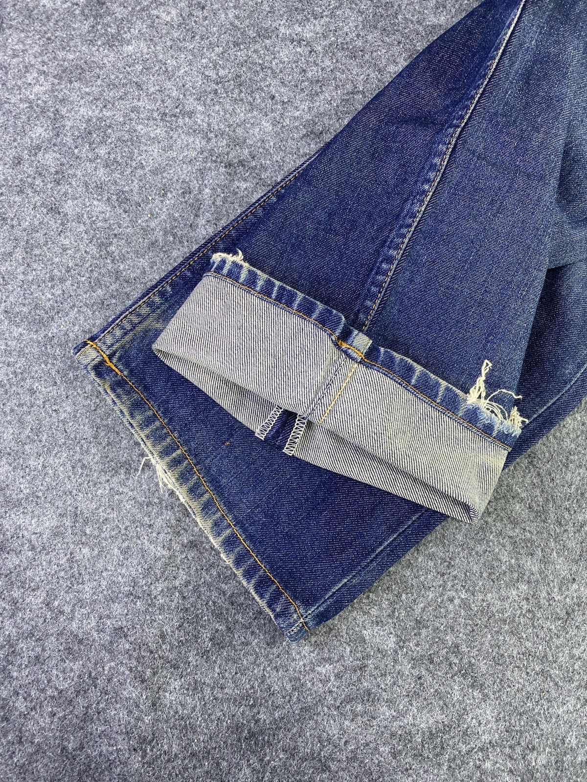 Jean × Levi's × Vintage VINTAGE LEVIS 508 DISTRESS BLUE WASH JEANS - J910 Size US 31 - 8 Thumbnail