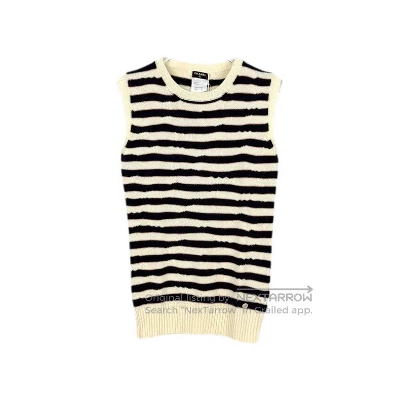 Chanel Chanel Blue and white striped classic logo cashmere vest Size XS / US 0-2 / IT 36-38 - 1 Thumbnail