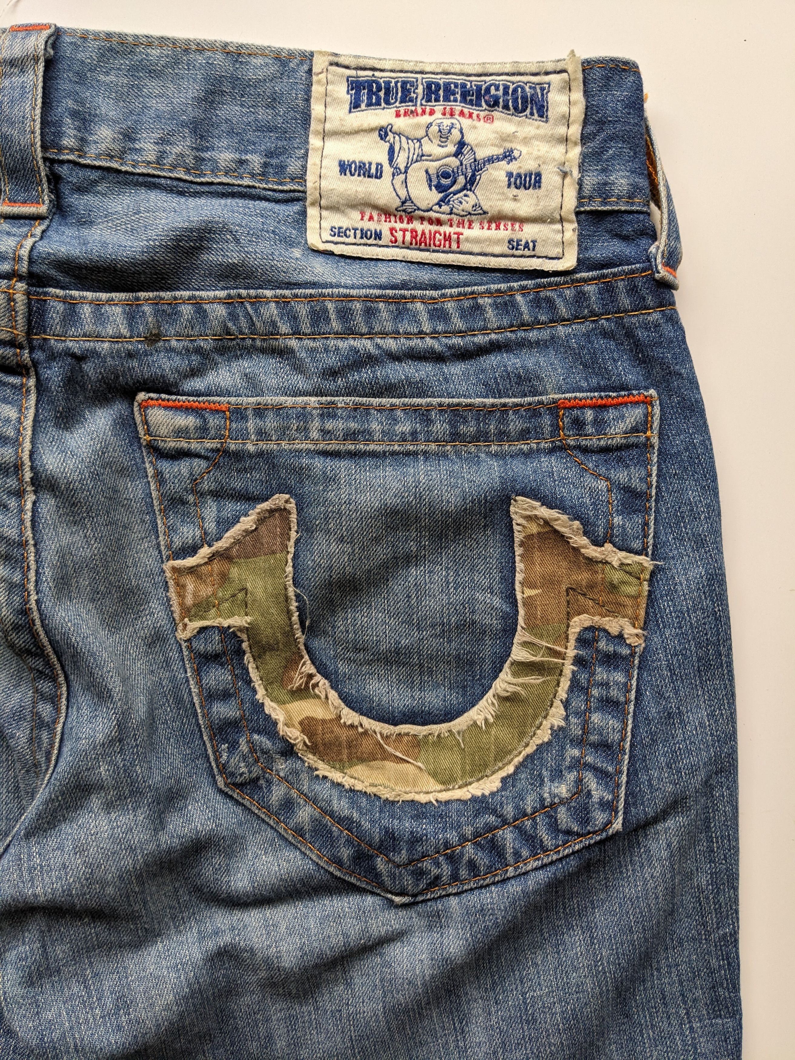 If Six Was Nine × Le Grande Bleu (L.G.B.) × True Religion True Religion distressed flare jeans Size US 33 - 4 Thumbnail
