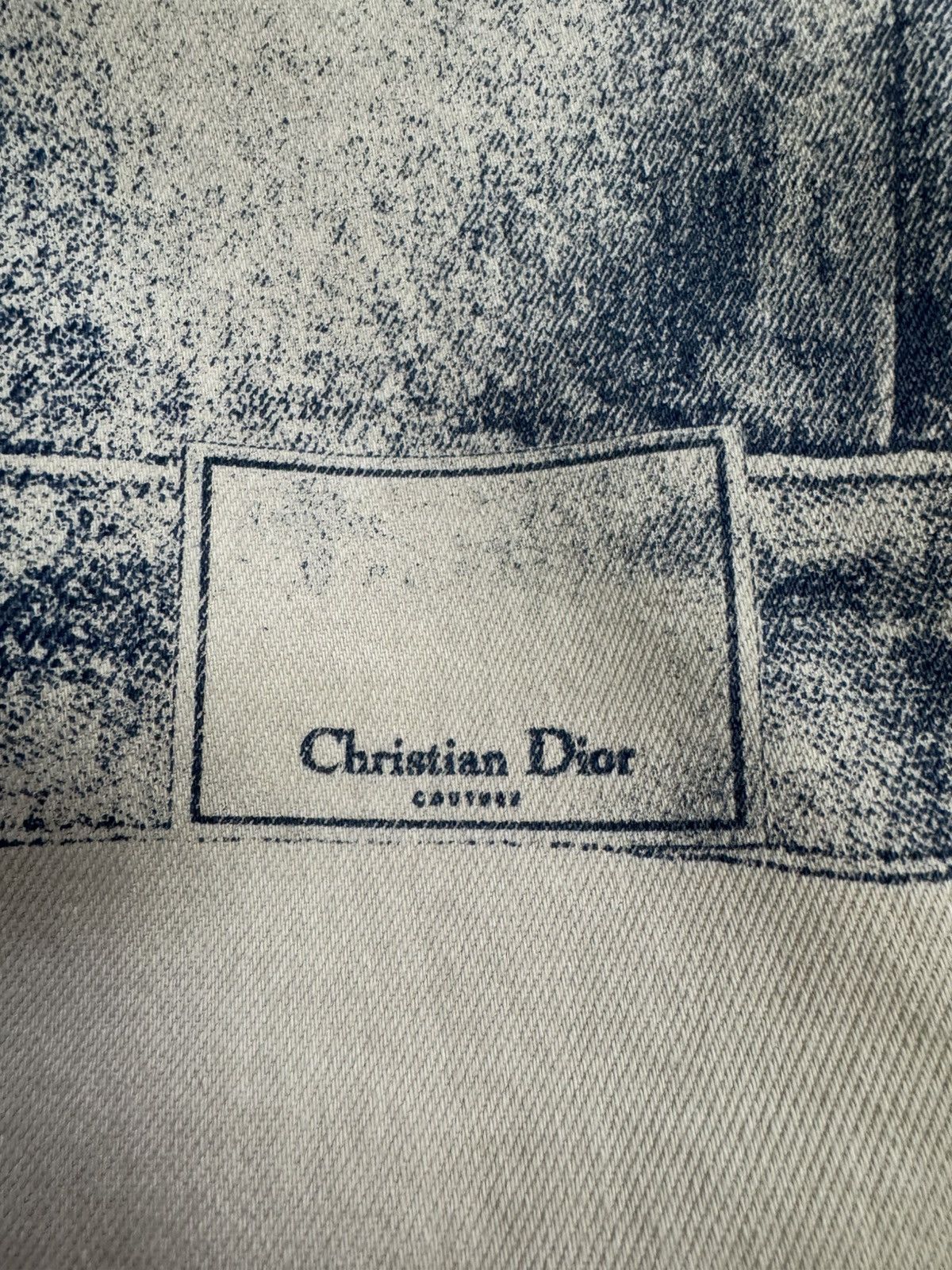 Dior DIOR overshirt SIZE 38 SEE REAL TAPE MEASUREMENTS IN PHOTOS Size US M / EU 48-50 / 2 - 4 Thumbnail